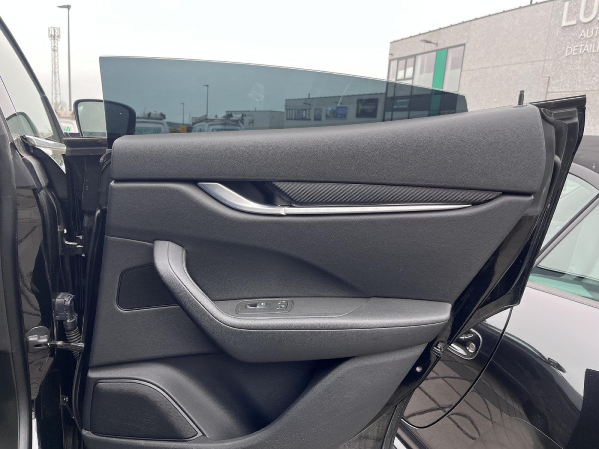 Maserati Levante SQ4 DIESEL 3.0 4WD/ 21°/ SCHIEBEDACH/ (2020) - Foto 25