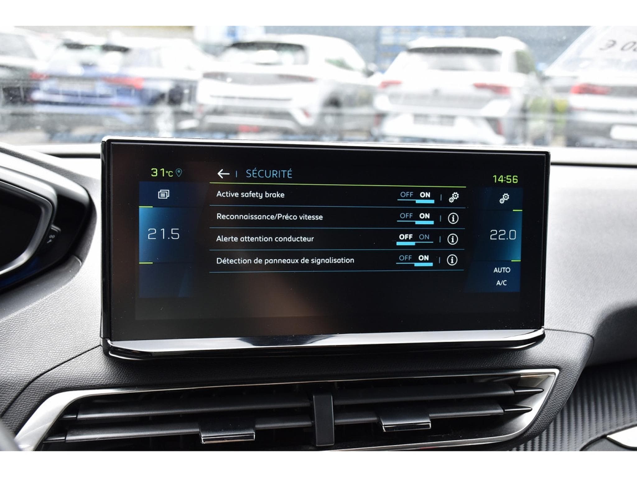 Peugeot 3008 1.6 Hybrid PHEV 180 Allure e-EAT8 ACC LANE SIDE CAM 1° MAIN (2024) - Foto 14
