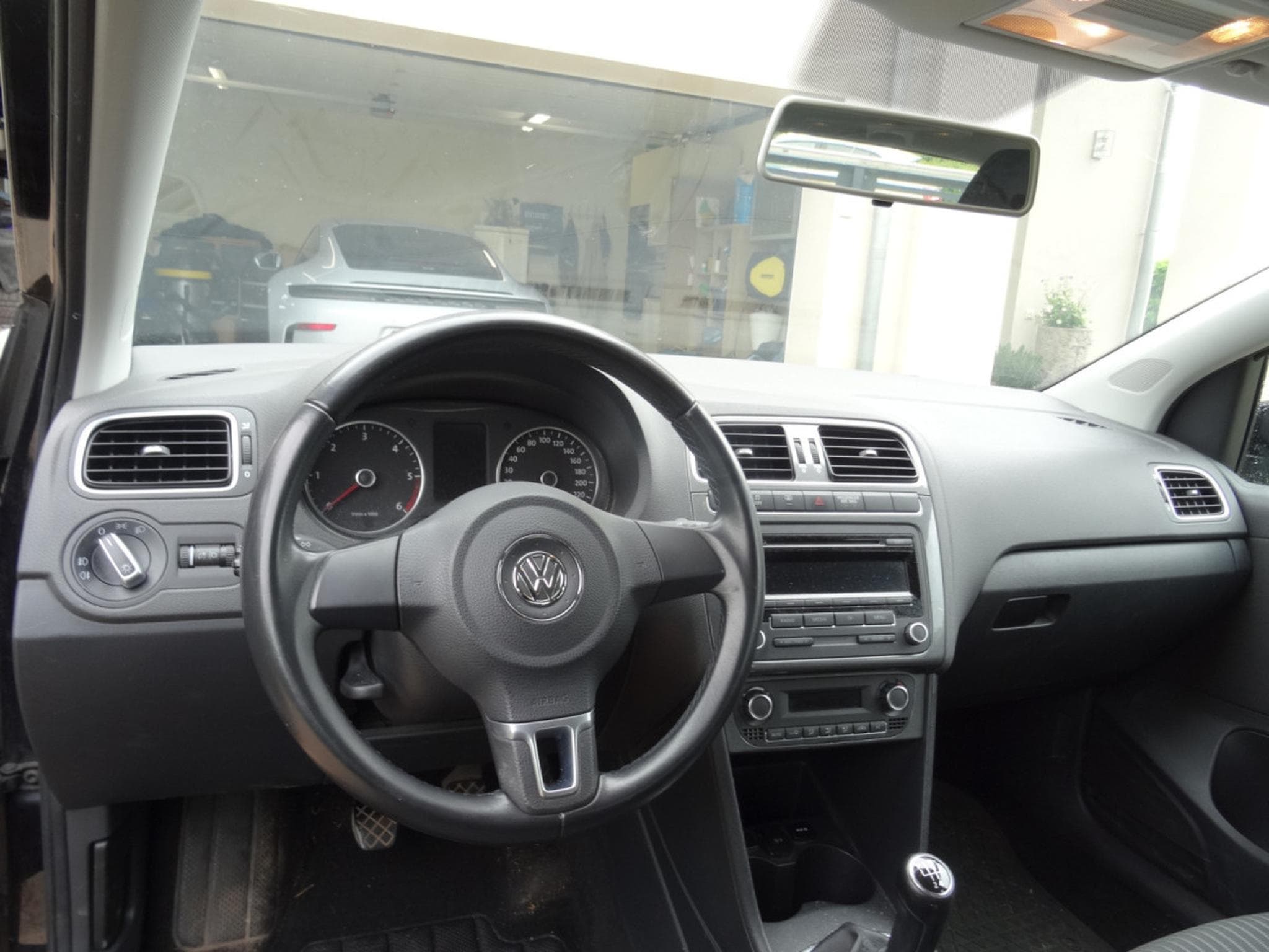 VW Polo 1.6 TDI 105CV HIGHLINE (2013) - Foto 5