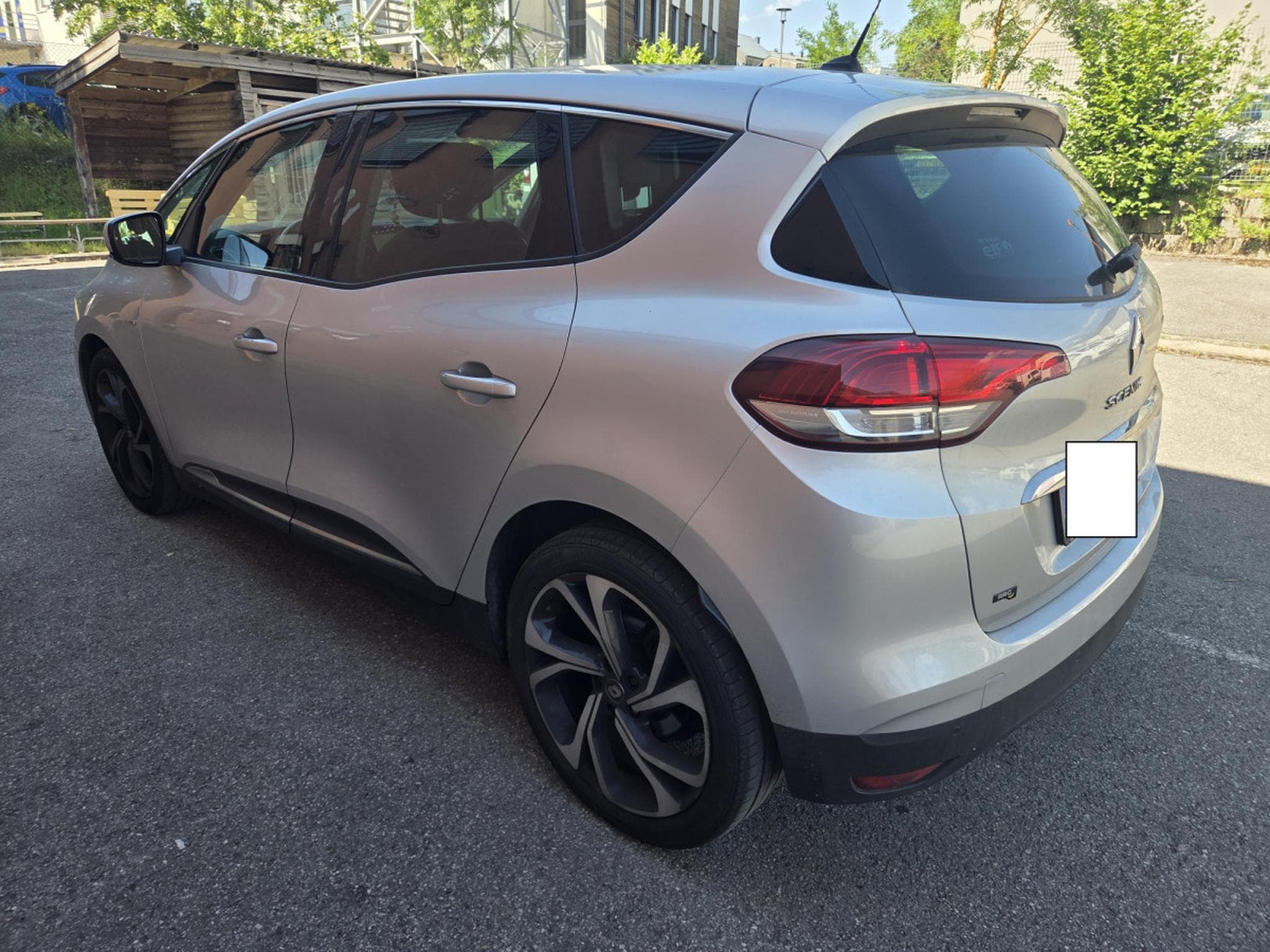 Renault Scenic 1.6 Dci 130 CV Bose Edition Garantie 12 Mois (2018) - Photo 2