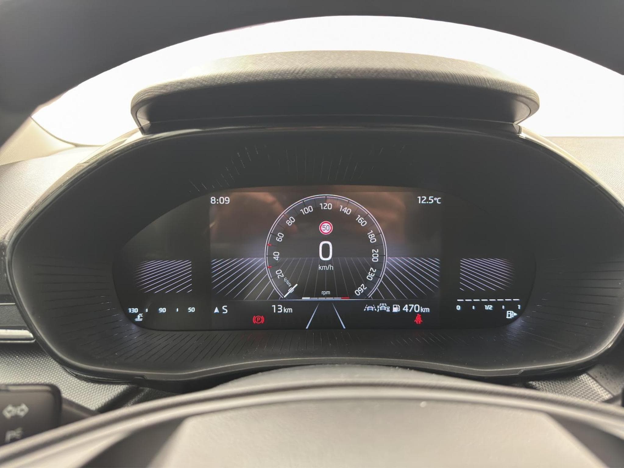 Skoda Fabia Essence (2025) - Photo 11