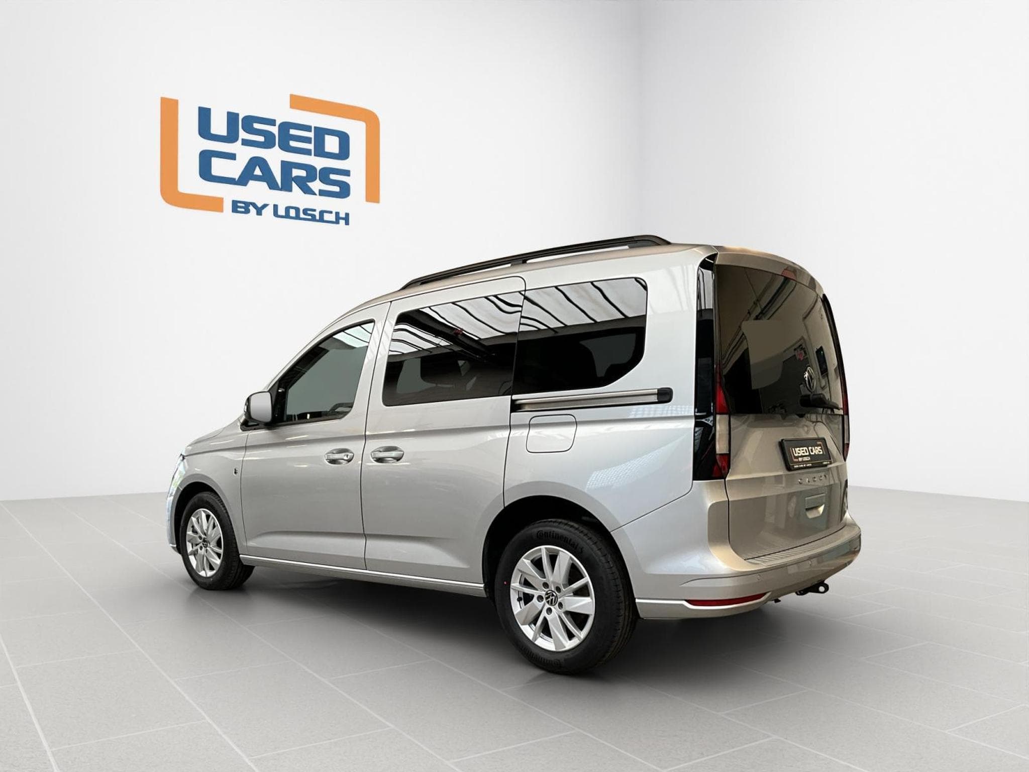 VW Caddy DSG+P.Cool&Sound+RearView+AHK (2023) - Photo 5