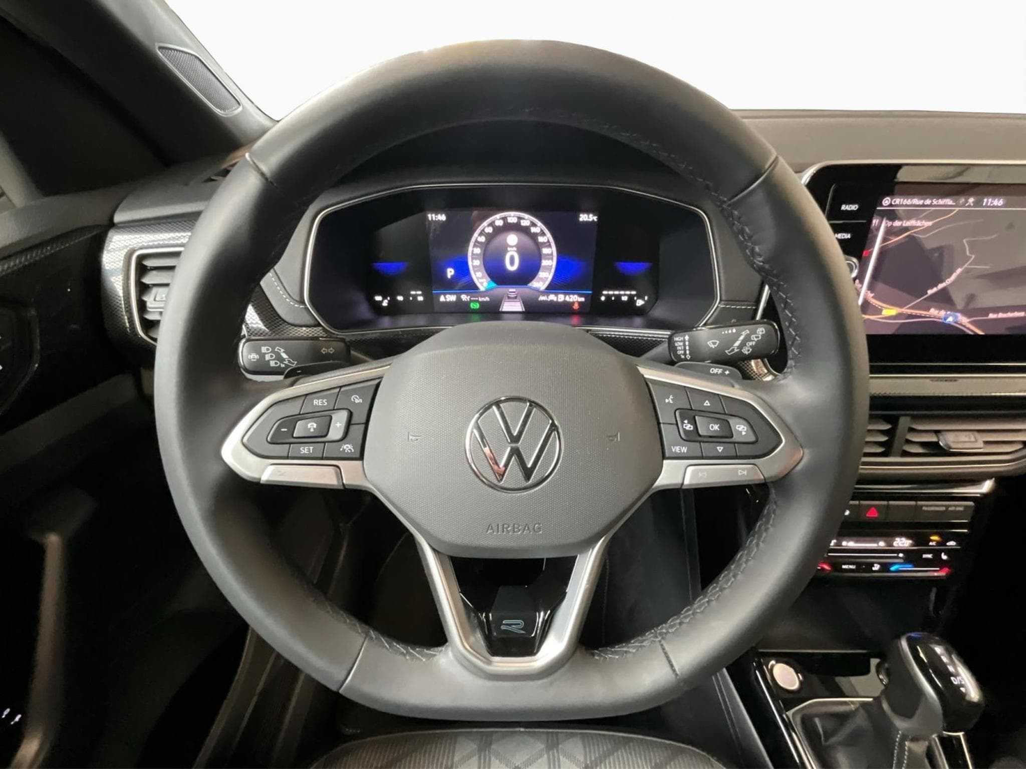 VW T-Cross R-Line+DSG+P.Ass.+RearView+IQ-Drive (2024) - Photo 12