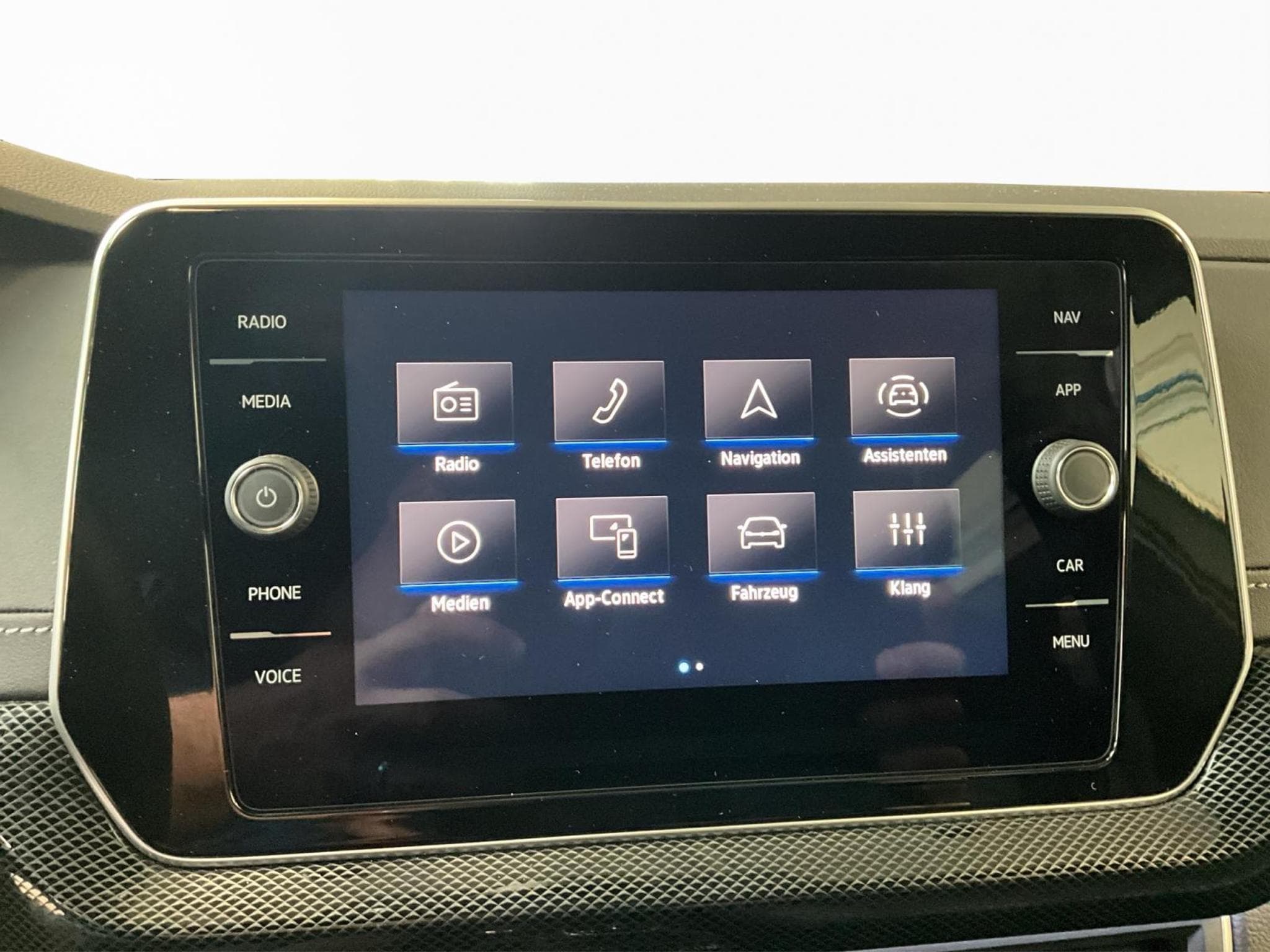 VW T-Cross R-Line+DSG+P.Ass.+RearView+IQ-Drive (2024) - Photo 16