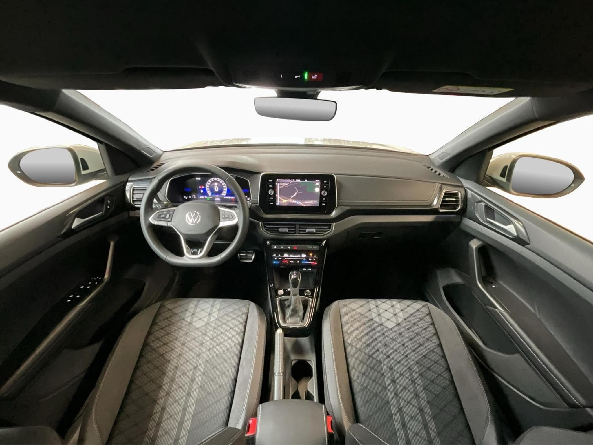VW T-Cross R-Line+DSG+P.Ass.+RearView+IQ-Drive (2024) - Photo 2