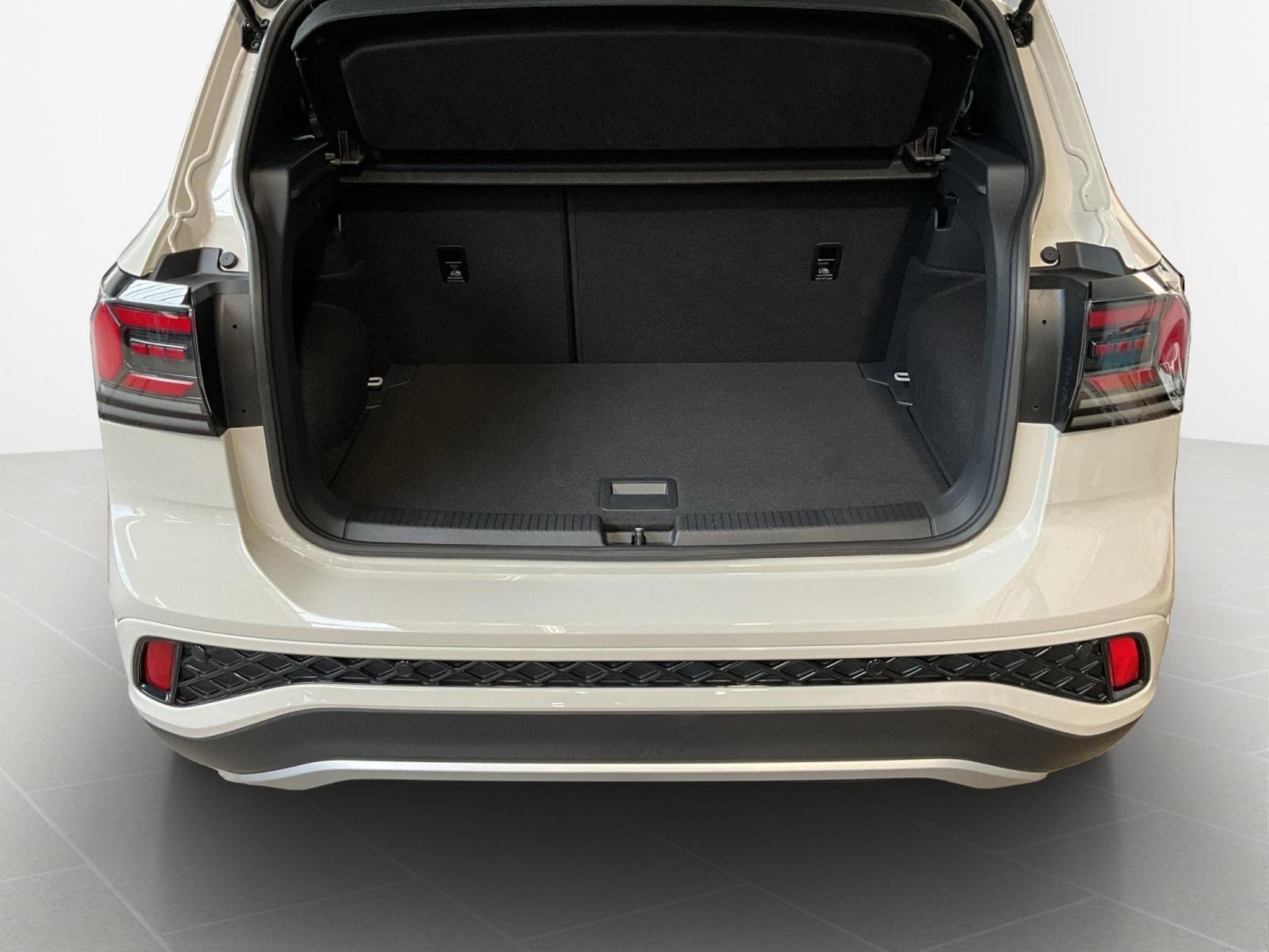 VW T-Cross R-Line+DSG+P.Ass.+RearView+IQ-Drive (2024) - Photo 20