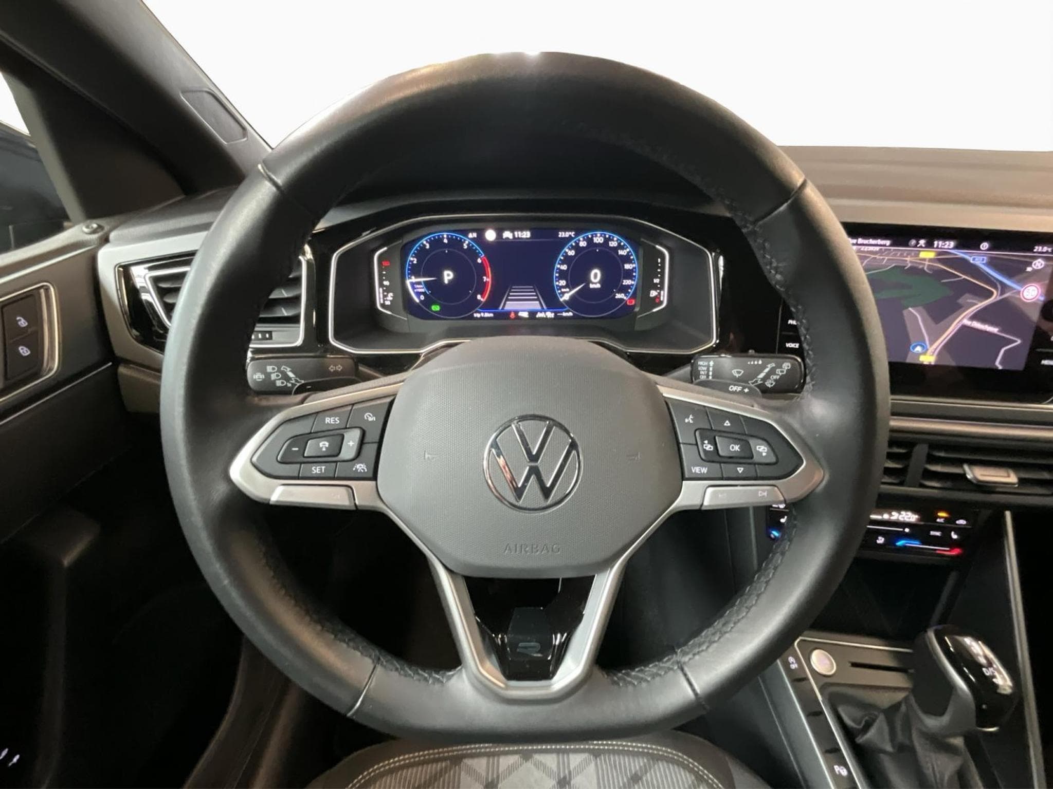 VW Polo R-Line+DSG+Park&Comfort+IQ-Light+RearView (2025) - Photo 12