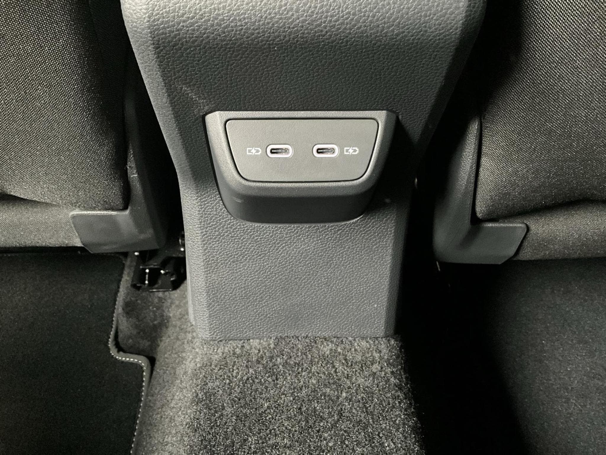 VW Polo R-Line+DSG+Park&Comfort+IQ-Light+RearView (2025) - Photo 19
