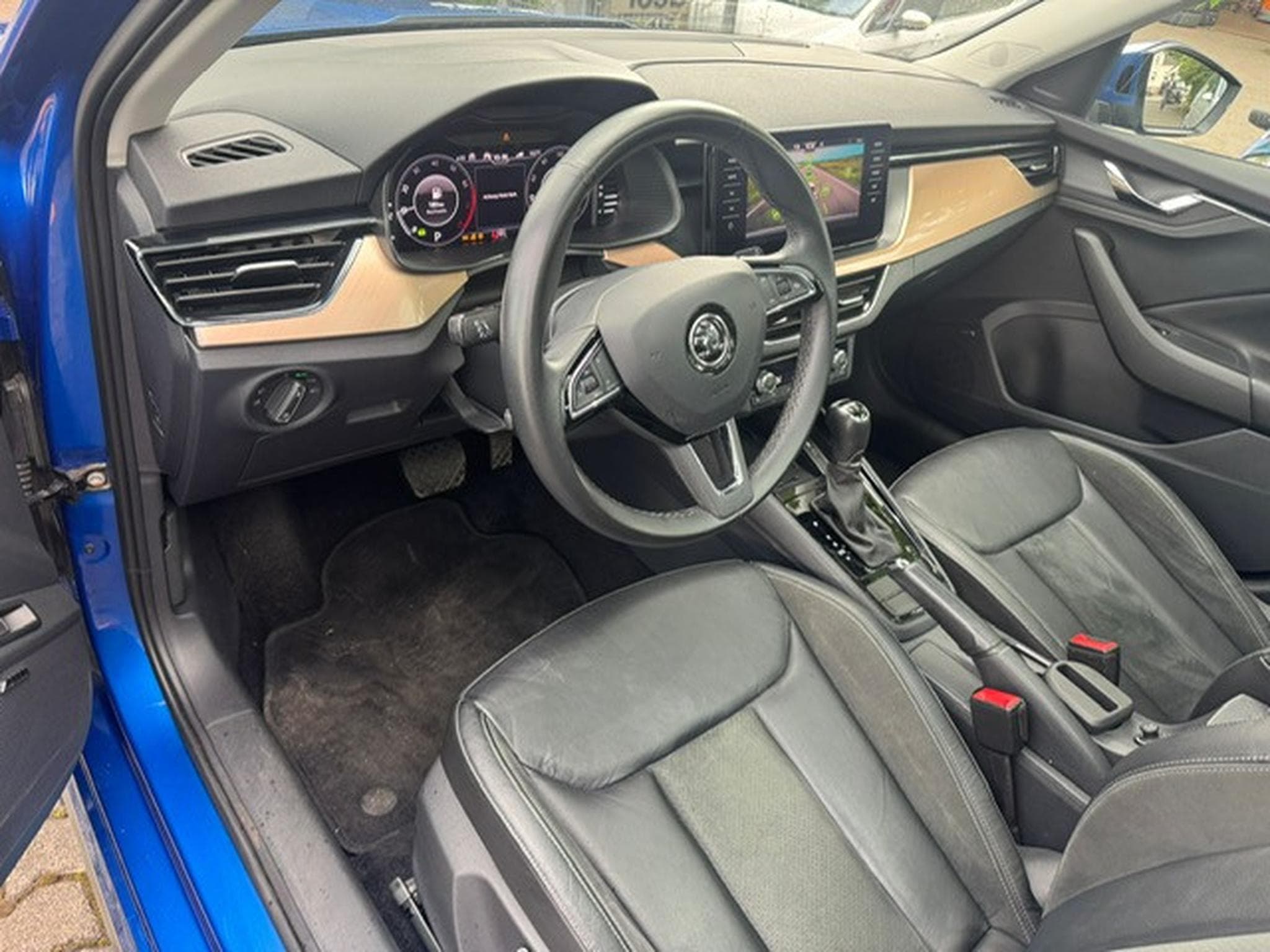 Skoda Kamiq SKODA KAMIQ STYLE LEDER NAVI LED PANORAMA DACH LANE ASSISTEN (2020) - Photo 14