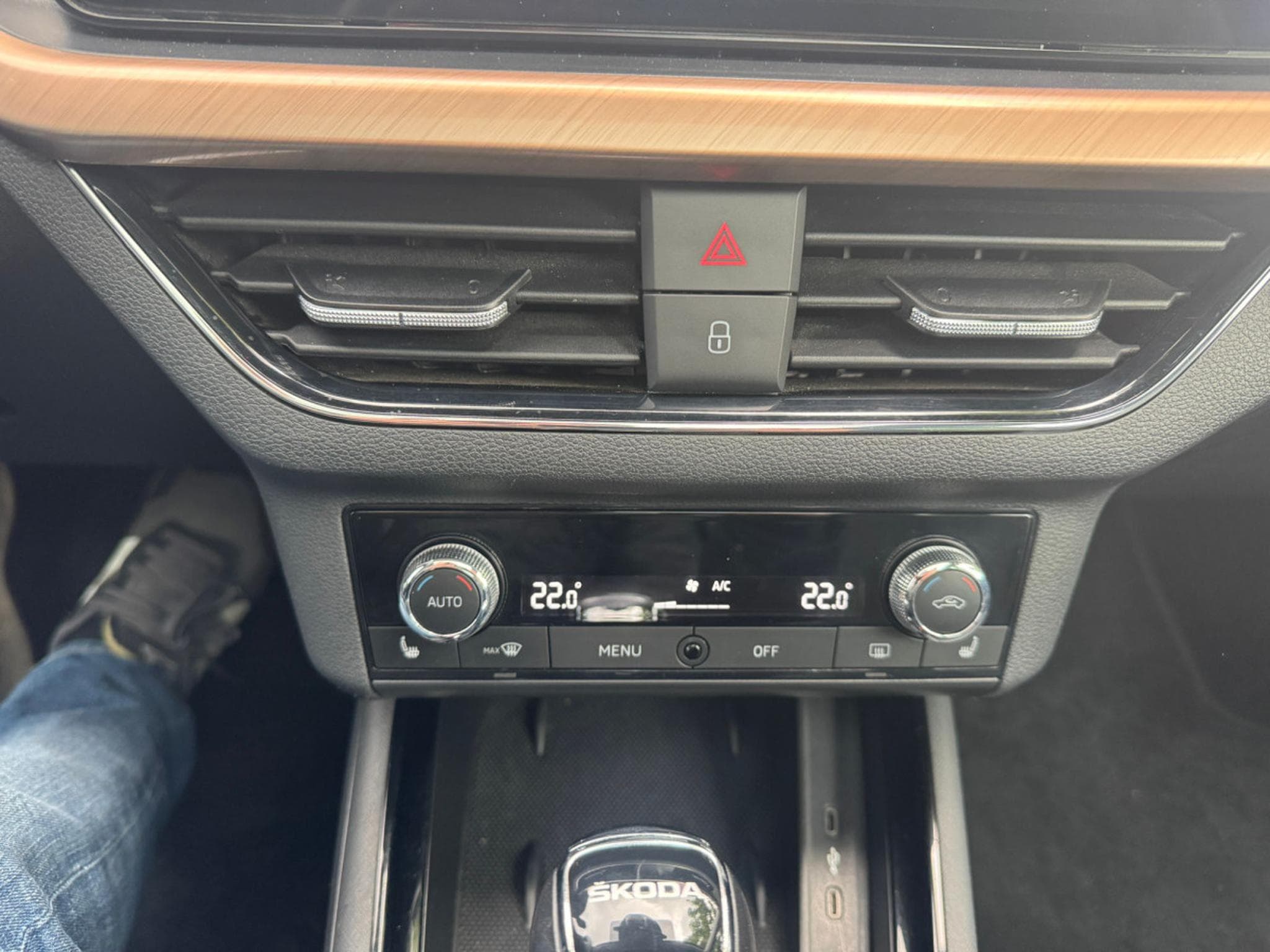 Skoda Kamiq SKODA KAMIQ STYLE LEDER NAVI LED PANORAMA DACH LANE ASSISTEN (2020) - Photo 15