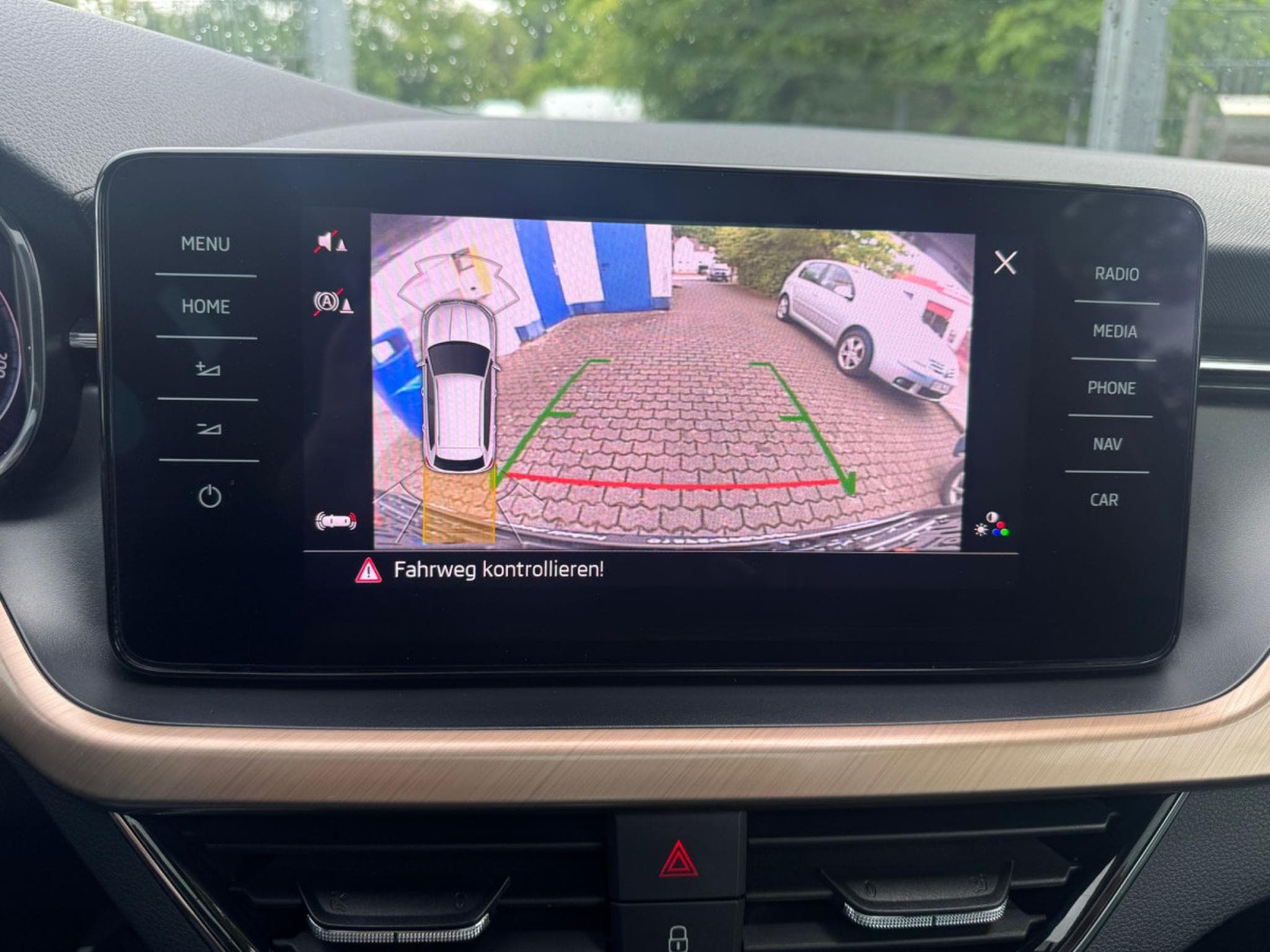 Skoda Kamiq SKODA KAMIQ STYLE LEDER NAVI LED PANORAMA DACH LANE ASSISTEN (2020) - Photo 19