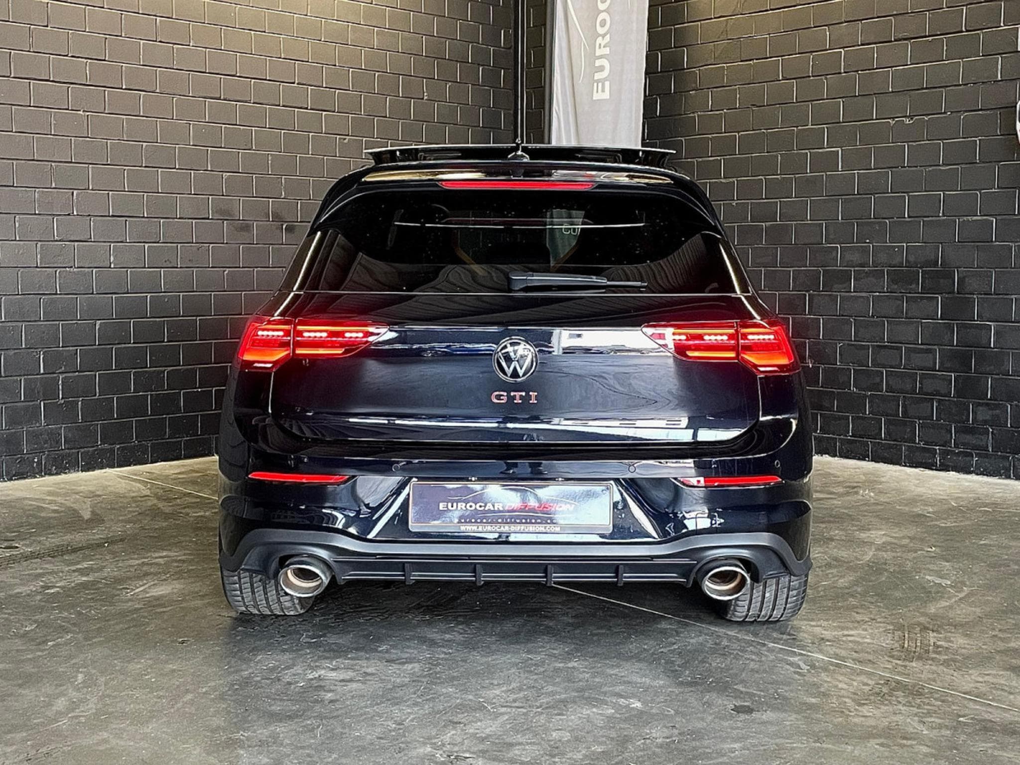 VW Golf GTI Clubsport 2.0 TSI 300 CV DSG7 * DCC * MATRIX *PANO* *HAR (2023) - Photo 5
