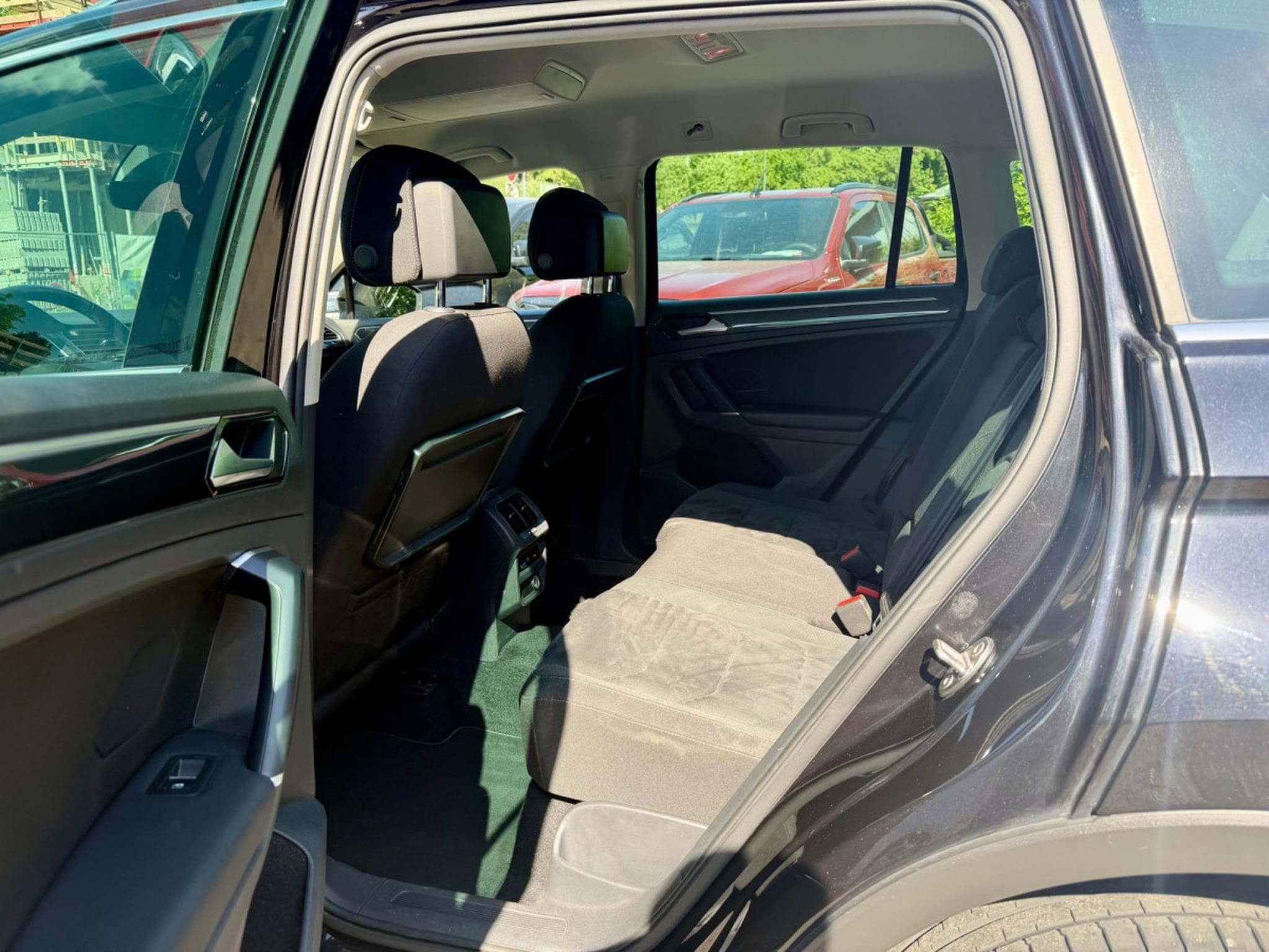 VW Tiguan 2.0 TDI 150 DSG7 4Motion Highline AHK/VIRTUAL/ACC (2018) - Photo 12