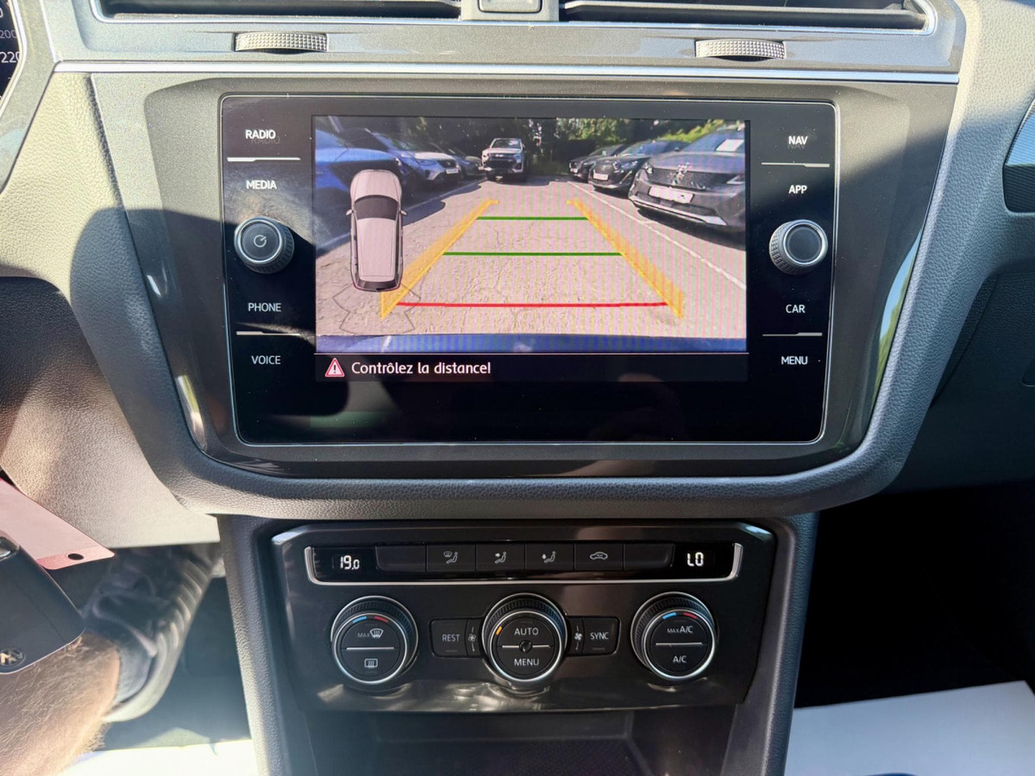 VW Tiguan 2.0 TDI 150 DSG7 4Motion Highline AHK/VIRTUAL/ACC (2018) - Photo 14