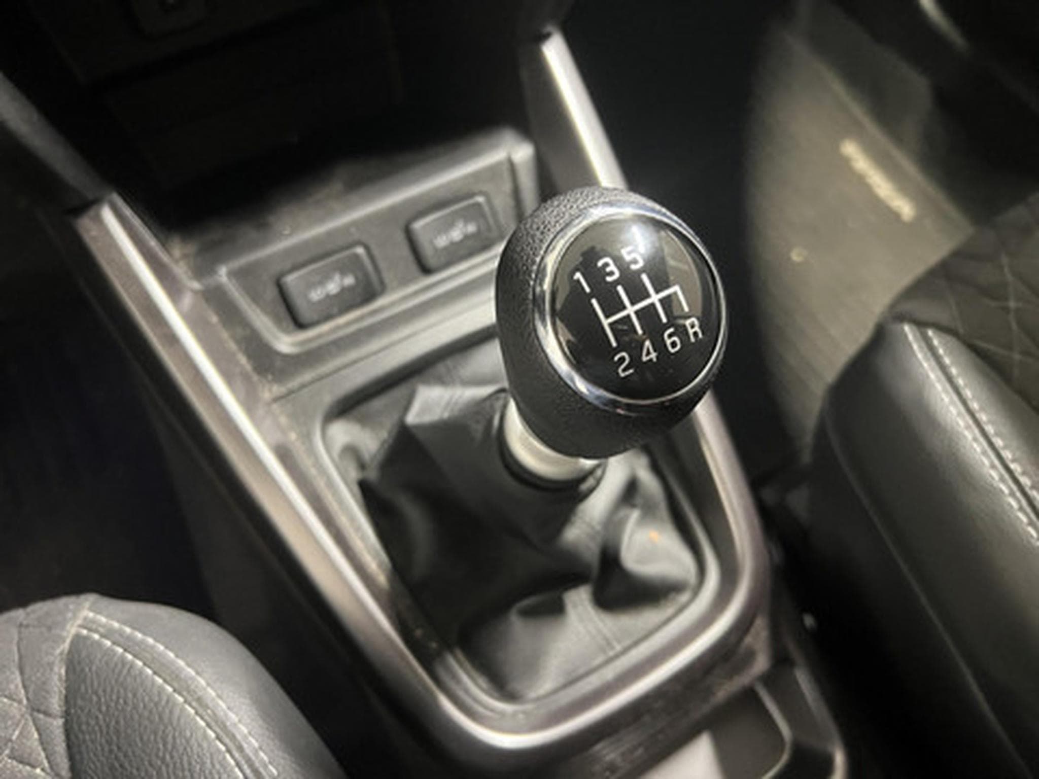 Suzuki Grand Vitara 1.4 Luxe MHEV 2WD (2024) - Photo 14
