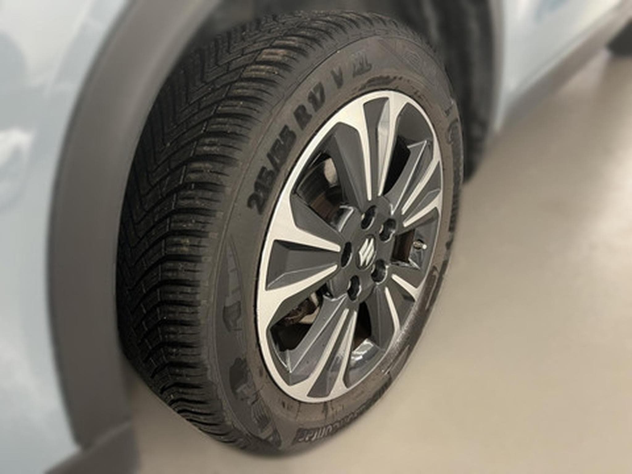 Suzuki Grand Vitara 1.4 Luxe MHEV 2WD (2024) - Photo 6