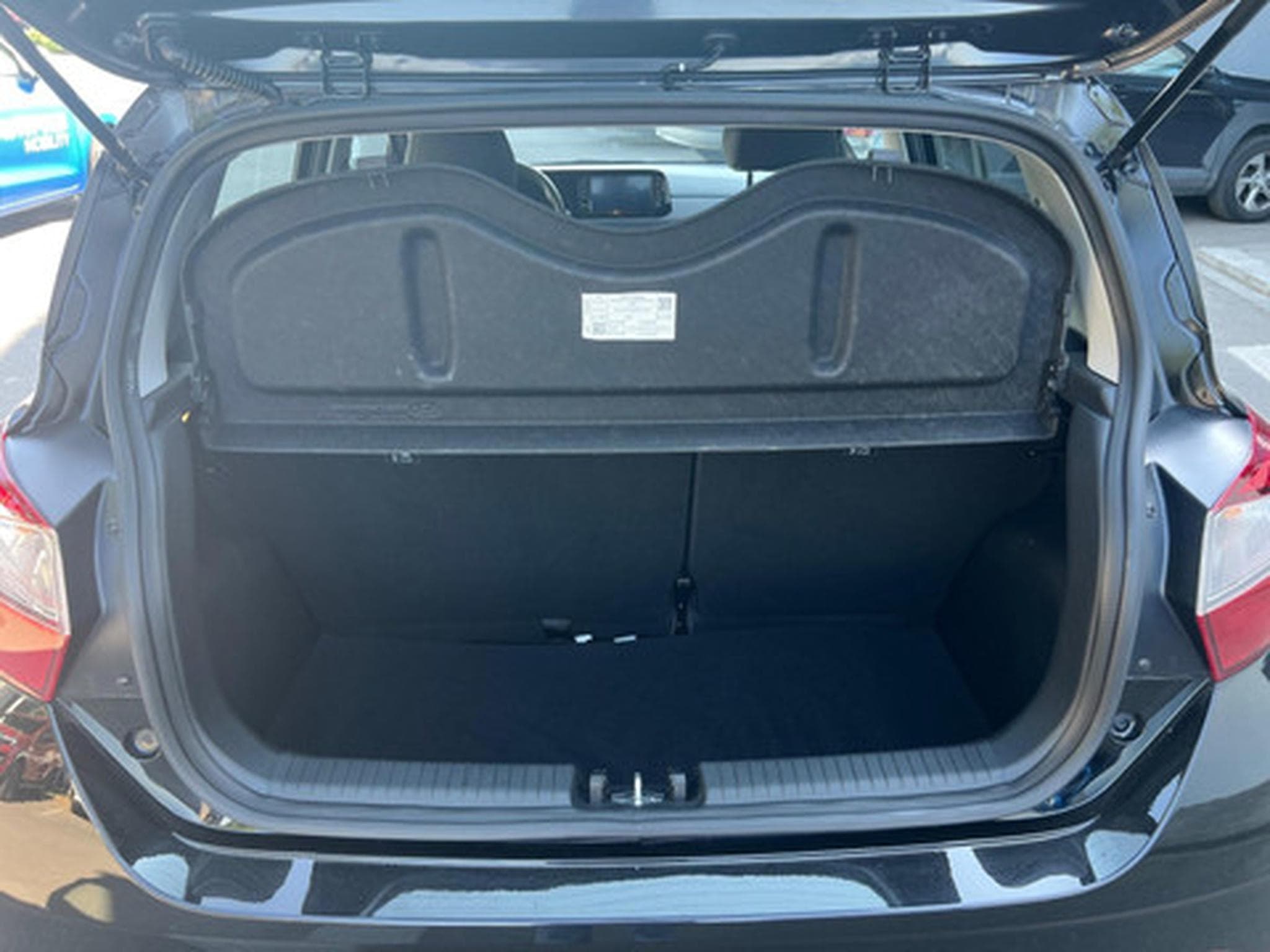 Hyundai i10 1.0 Twist Twist TechnoPack (2023) - Foto 15