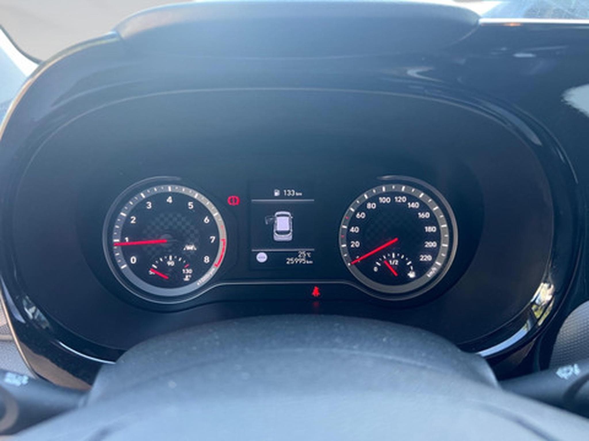 Hyundai i10 1.0 Twist Twist TechnoPack (2023) - Foto 2