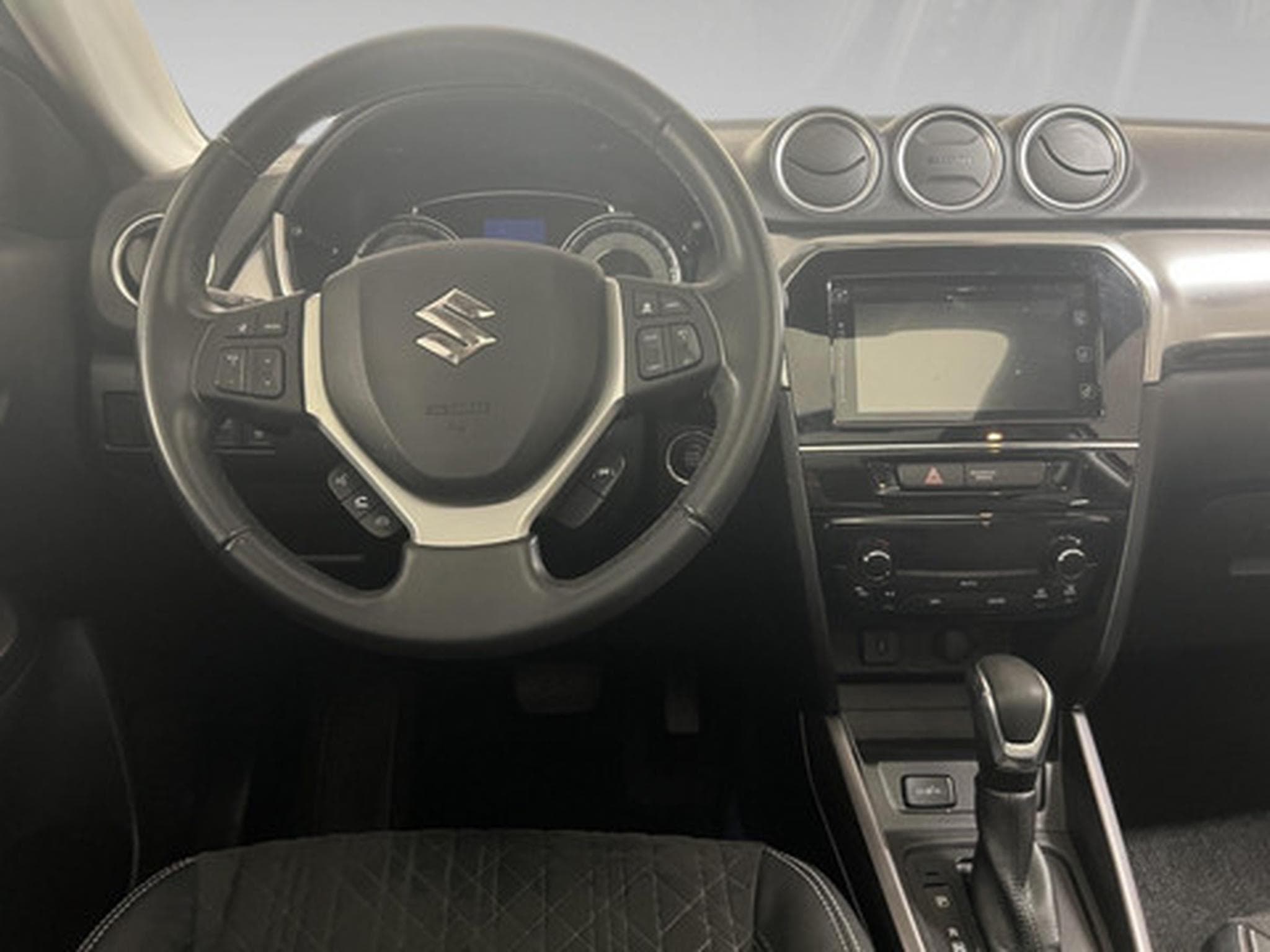 Suzuki Grand Vitara 1.5 Luxe Xtra 2WD A/T (2023) - Photo 17