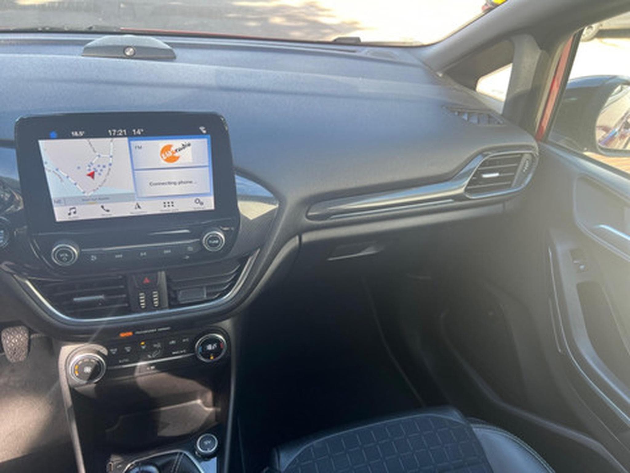 Ford Fiesta 1.0i EcoBoost 70kW Active (2018) - Photo 9