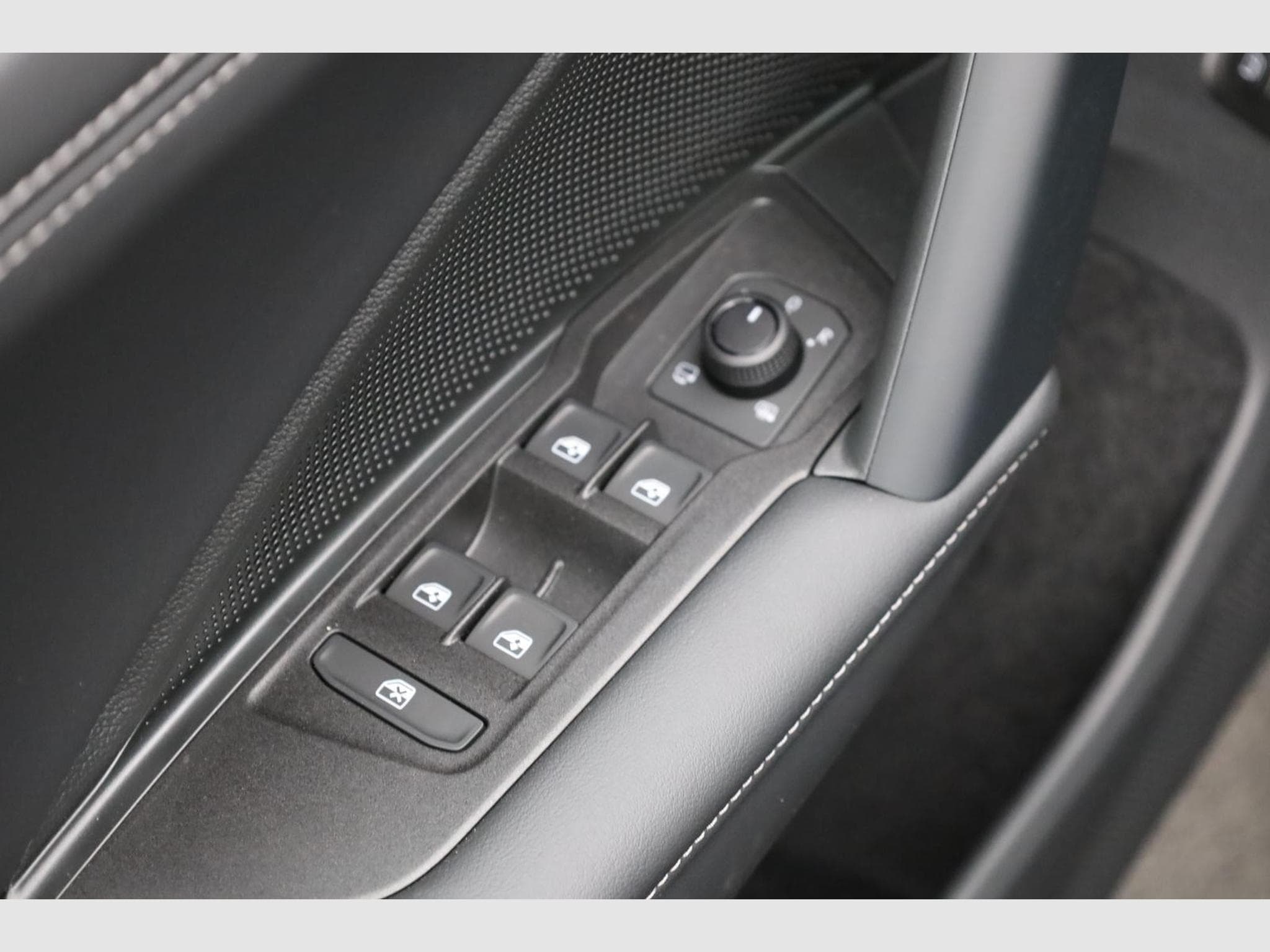 VW Tiguan Life 1,5 l (2026) - Foto 23