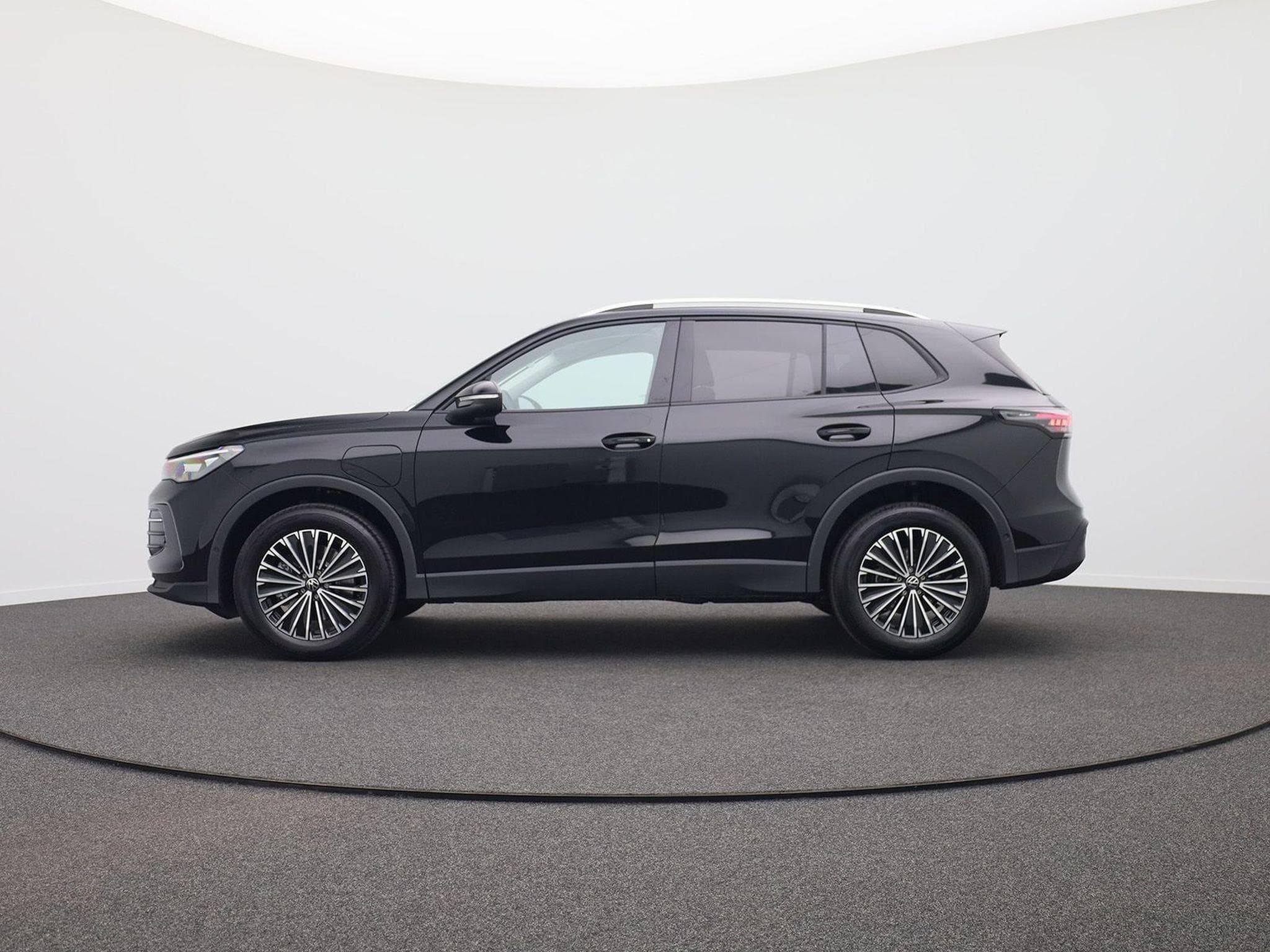VW Tiguan Life 1,5 l (2026) - Photo 1
