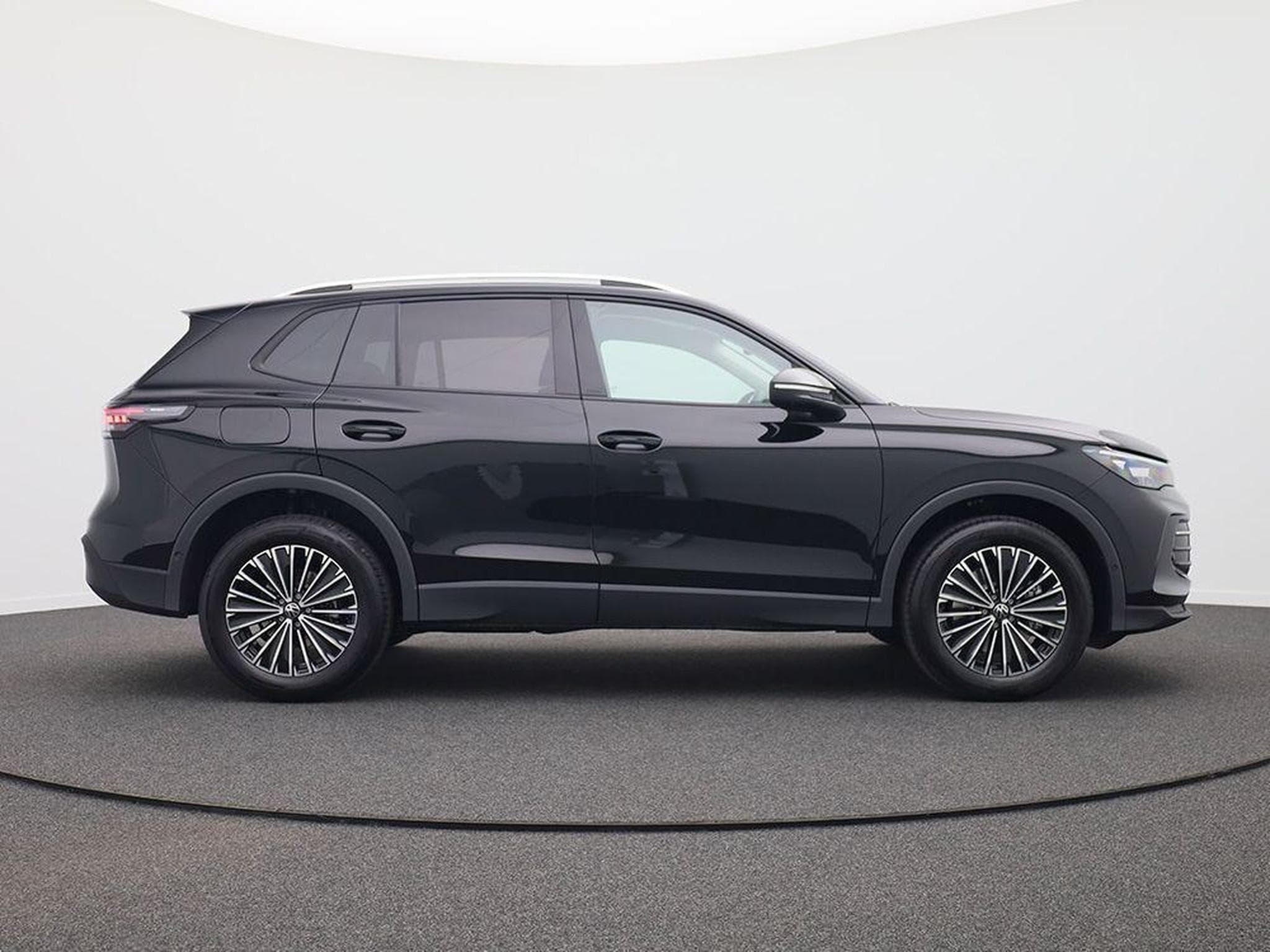 VW Tiguan Life 1,5 l (2026) - Photo 6