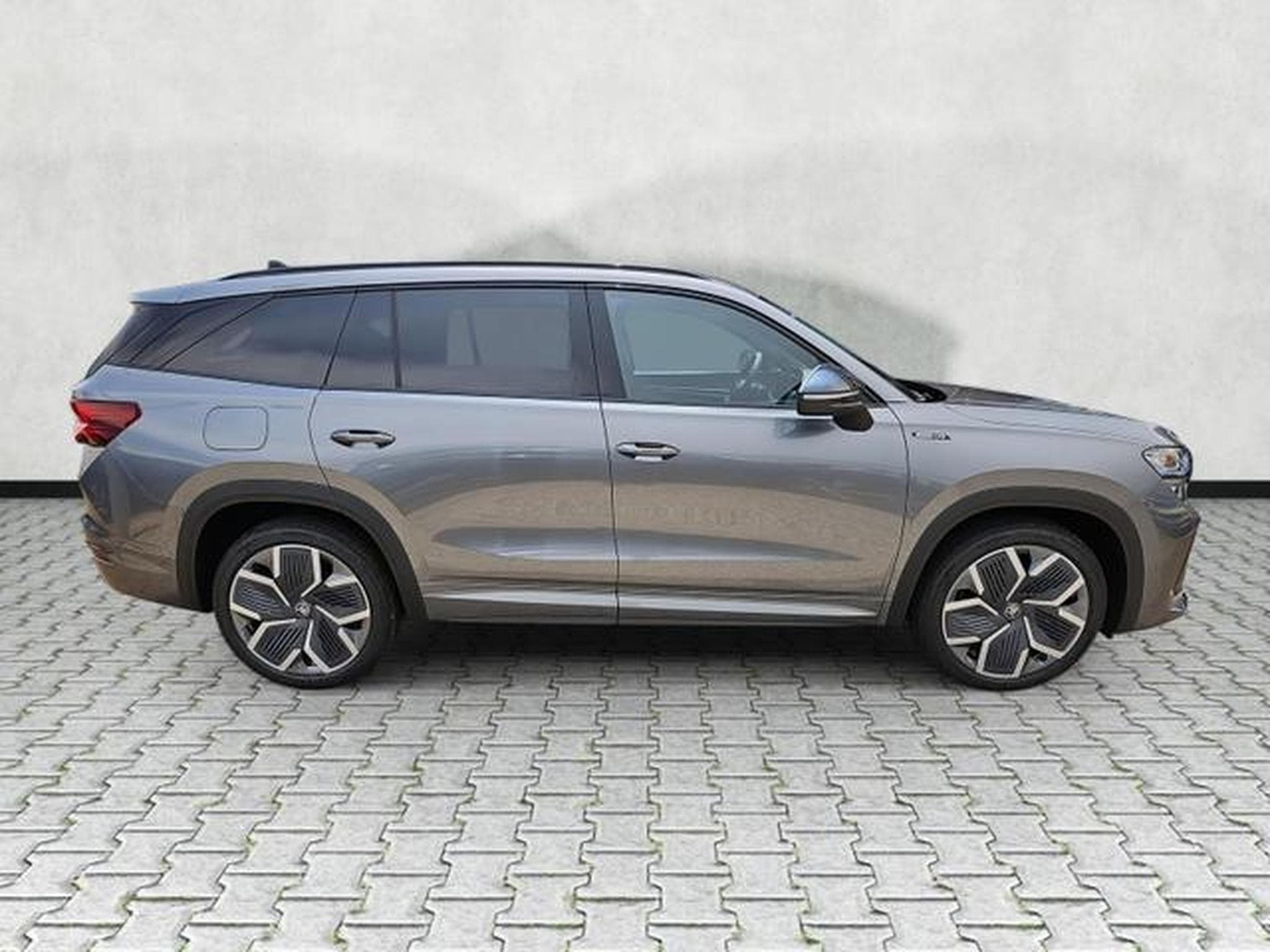 Skoda Kodiaq 2.0 TDI 142kW 4x4 Sportline (2026) - Photo 8