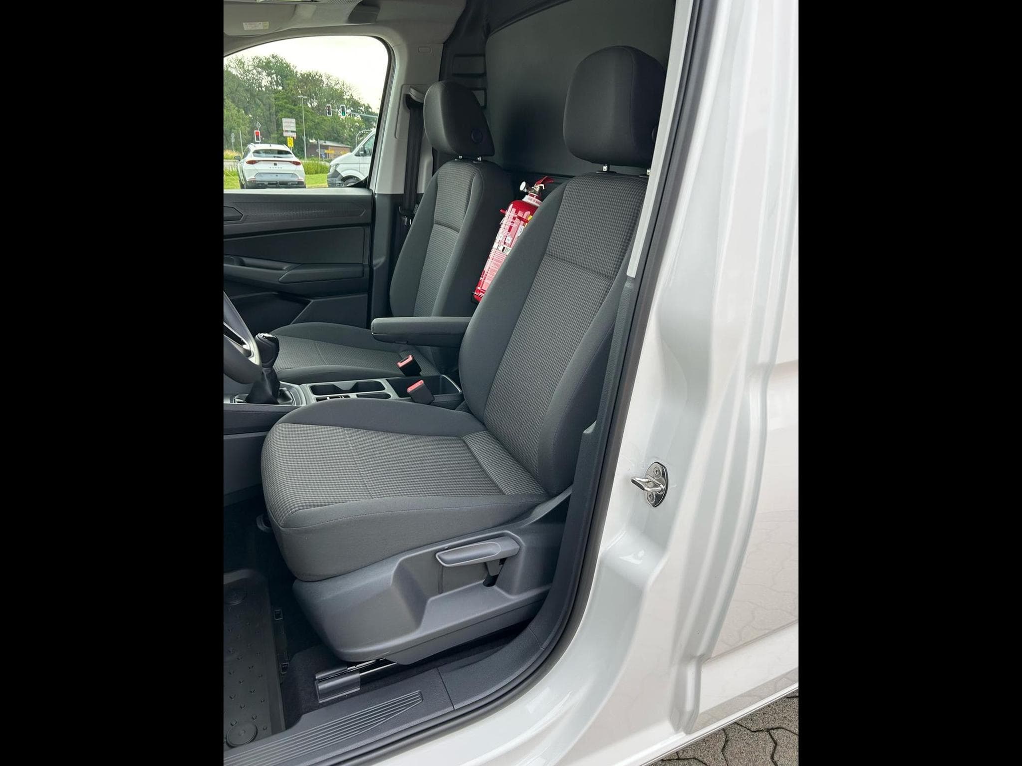 VW Caddy Cargo Maxi (2026) - Foto 5
