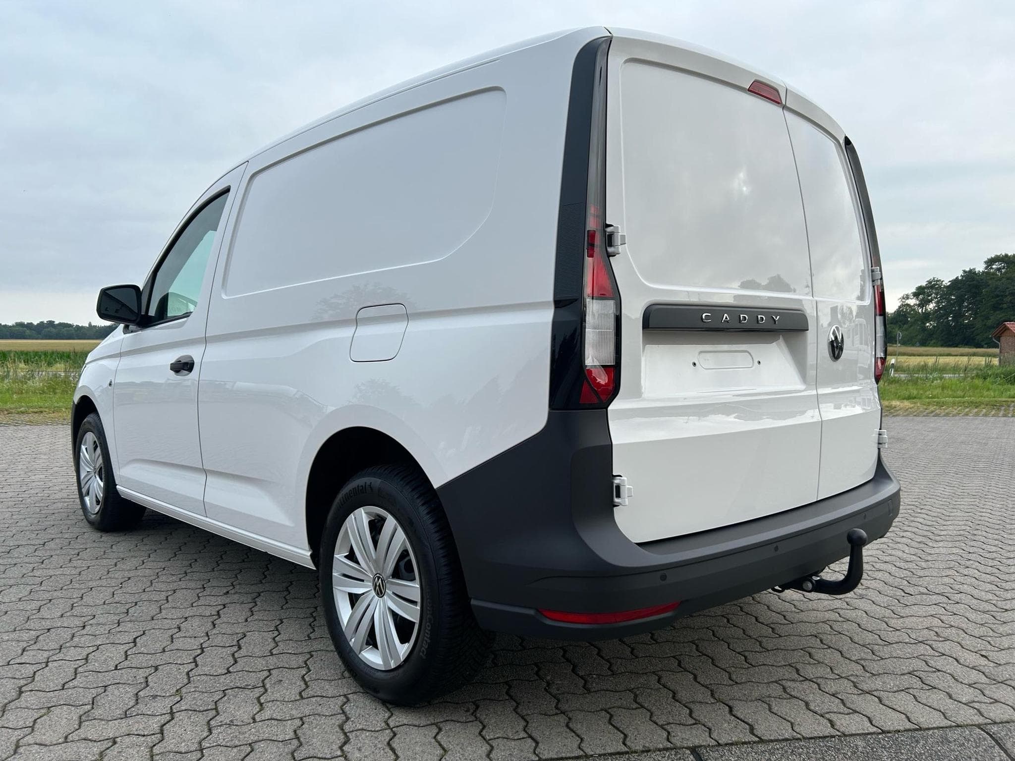 VW Caddy Cargo (2026) - Foto 16