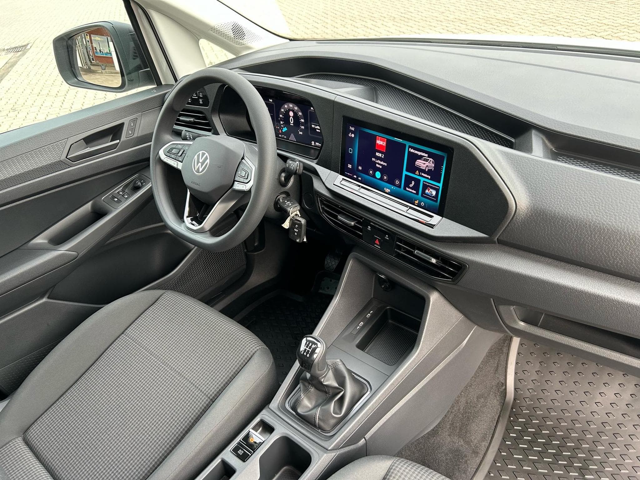 VW Caddy Cargo (2026) - Foto 6