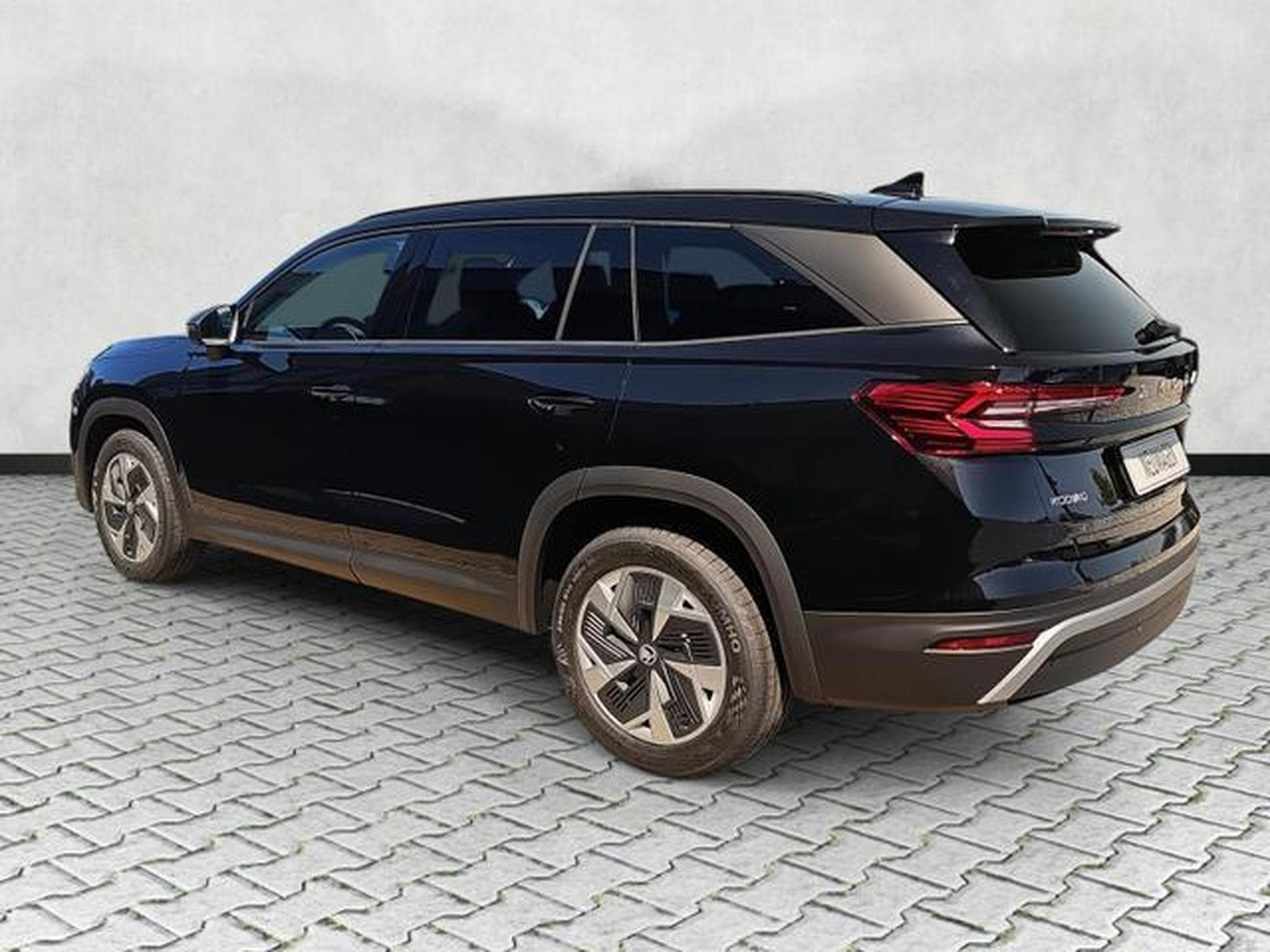 Skoda Kodiaq 1.5 TSI mHEV 110kW Selection (2026) - Photo 5