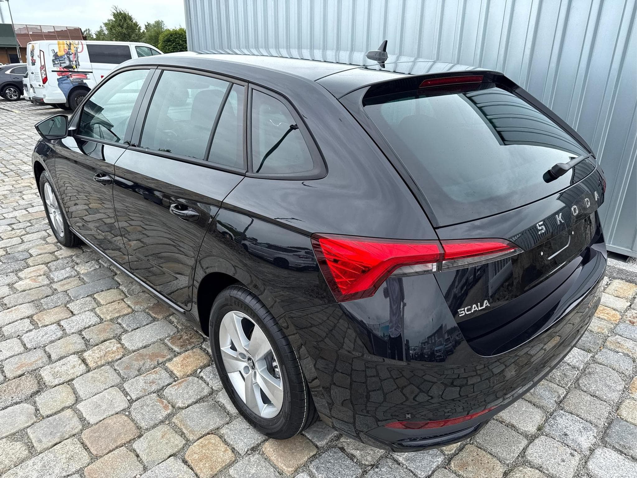 Skoda Scala Extra 1,5 TSI (2026) - Photo 4