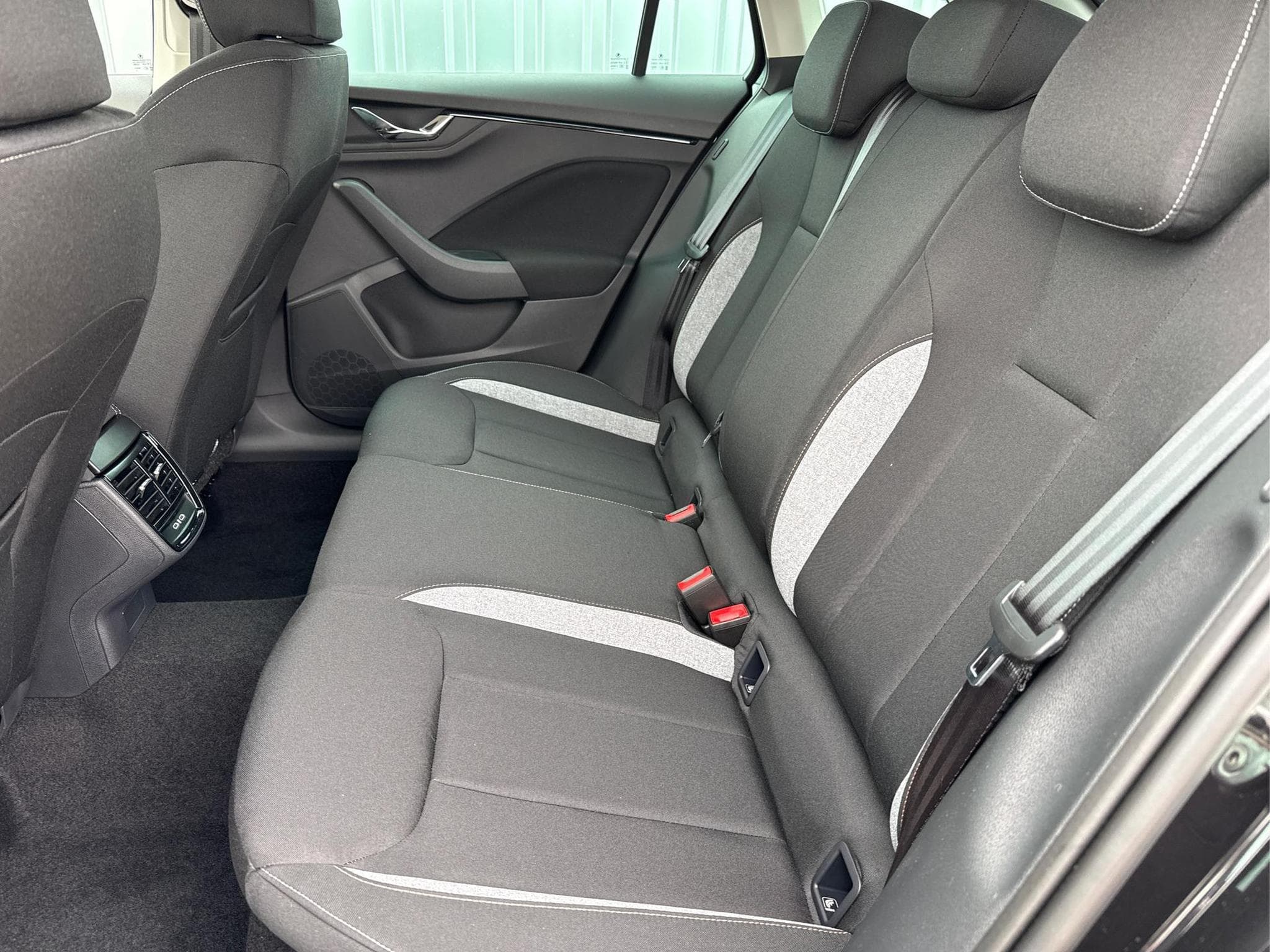 Skoda Scala Extra 1,5 TSI (2026) - Photo 9