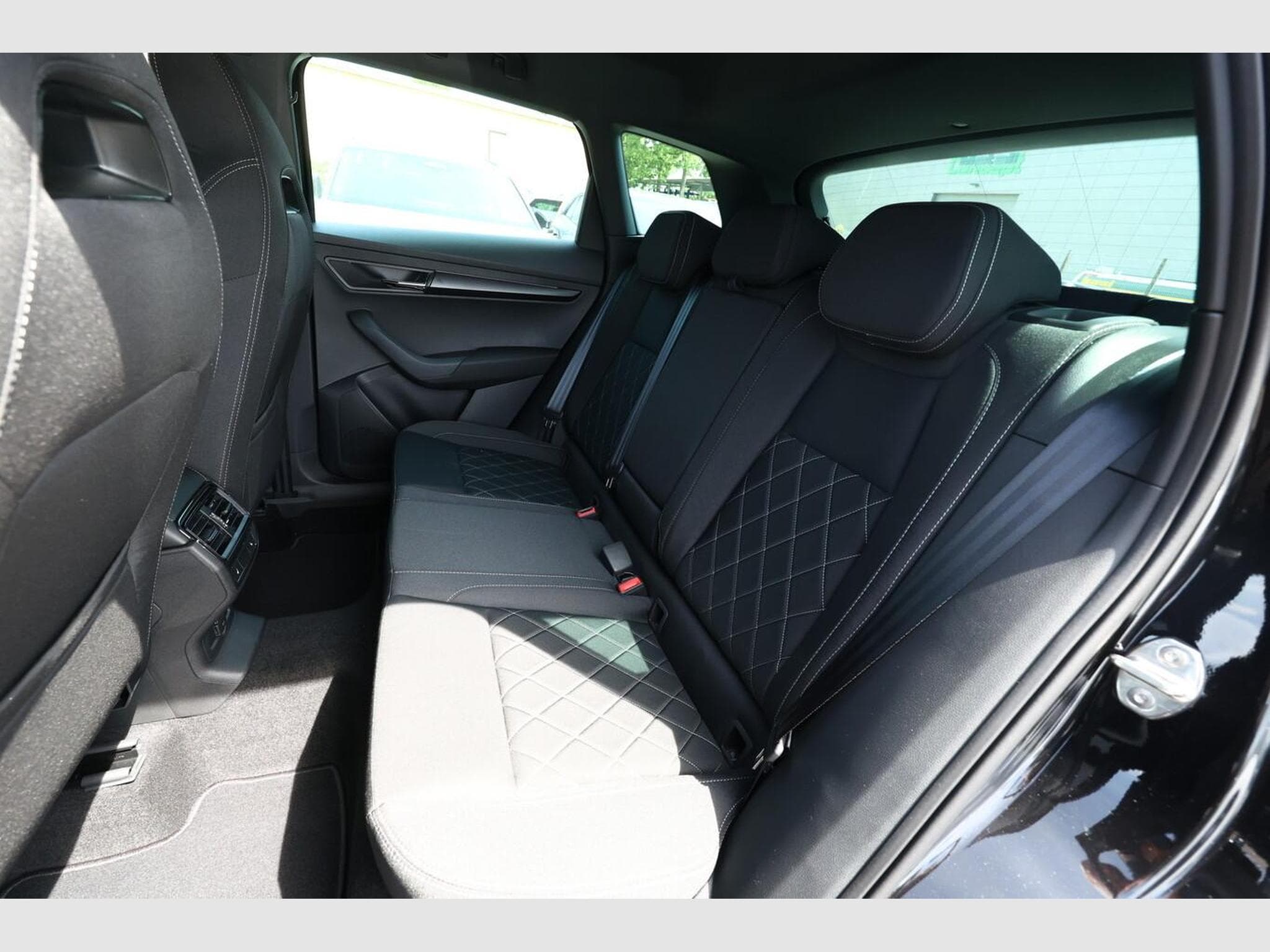 Skoda Karoq Sportline (2026) - Foto 10