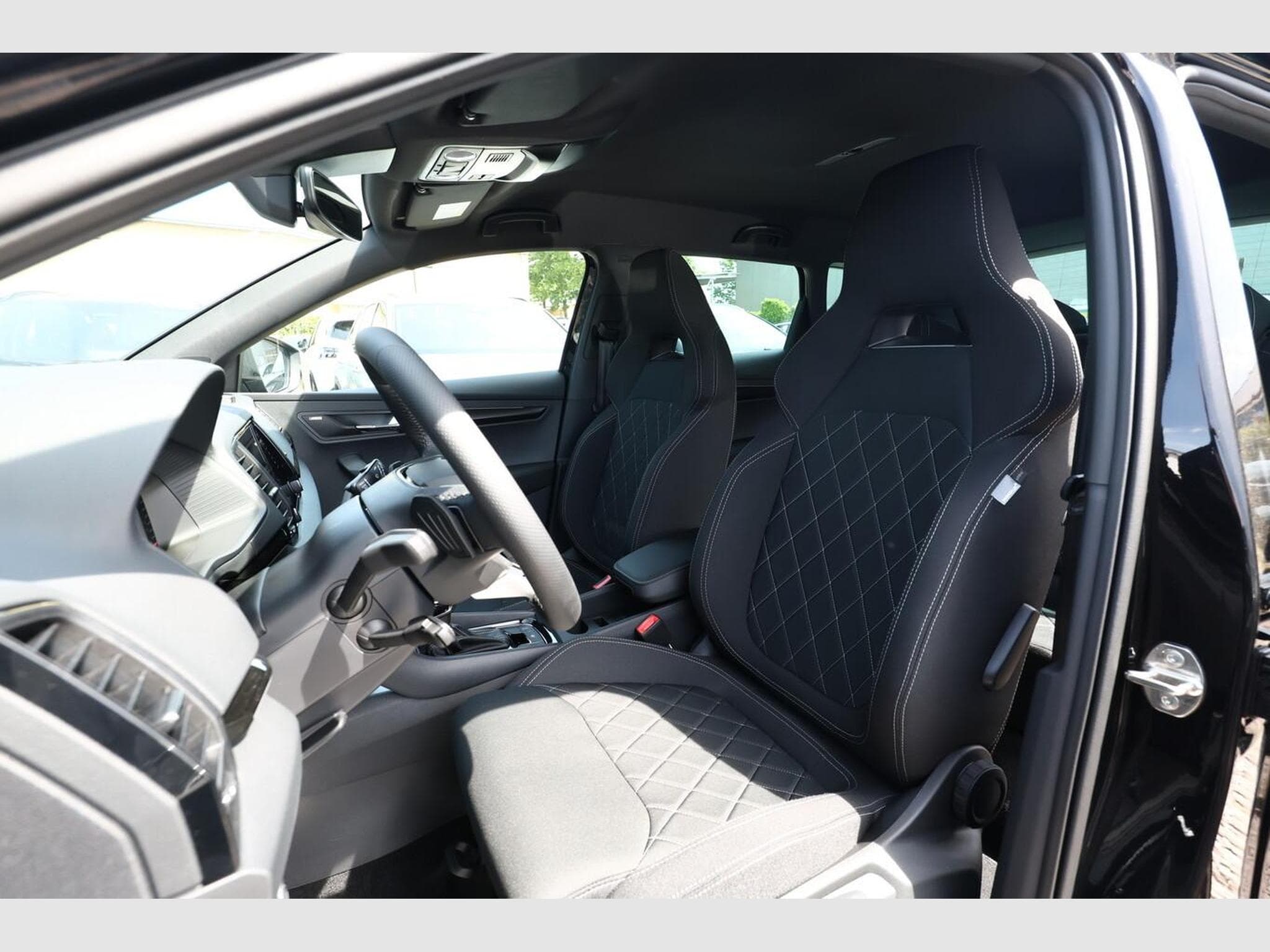 Skoda Karoq Sportline (2026) - Foto 6