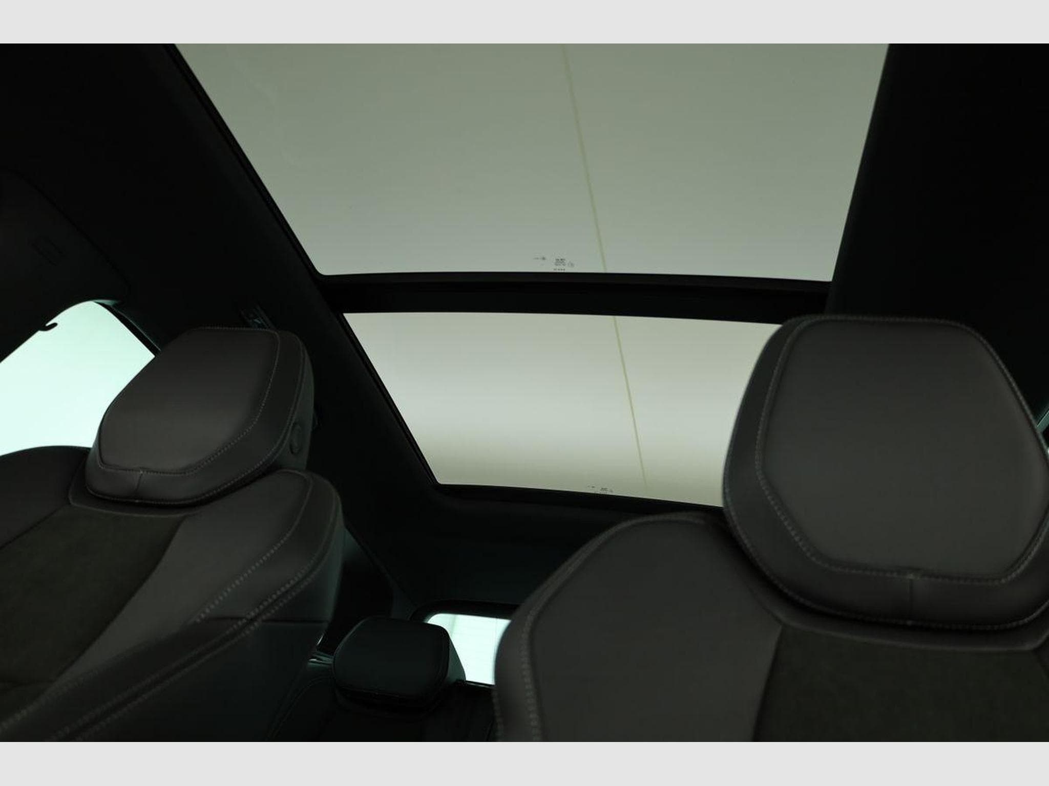 Skoda Karoq Sportline 4x4 (2026) - Foto 11