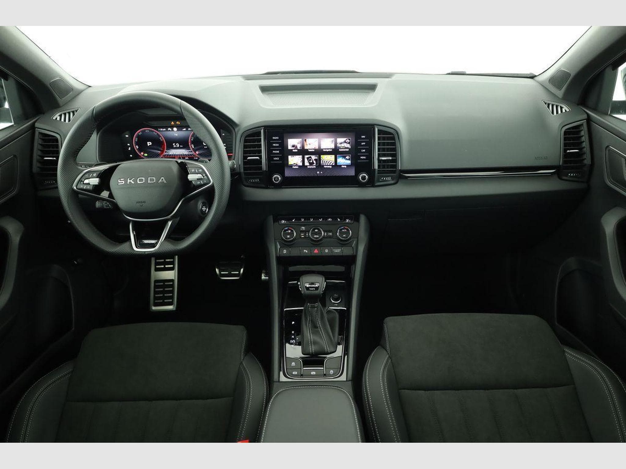 Skoda Karoq Sportline 4x4 (2026) - Foto 4