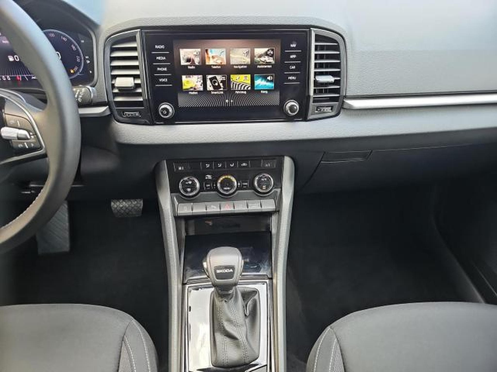 Skoda Karoq Selection (2025) - Foto 12