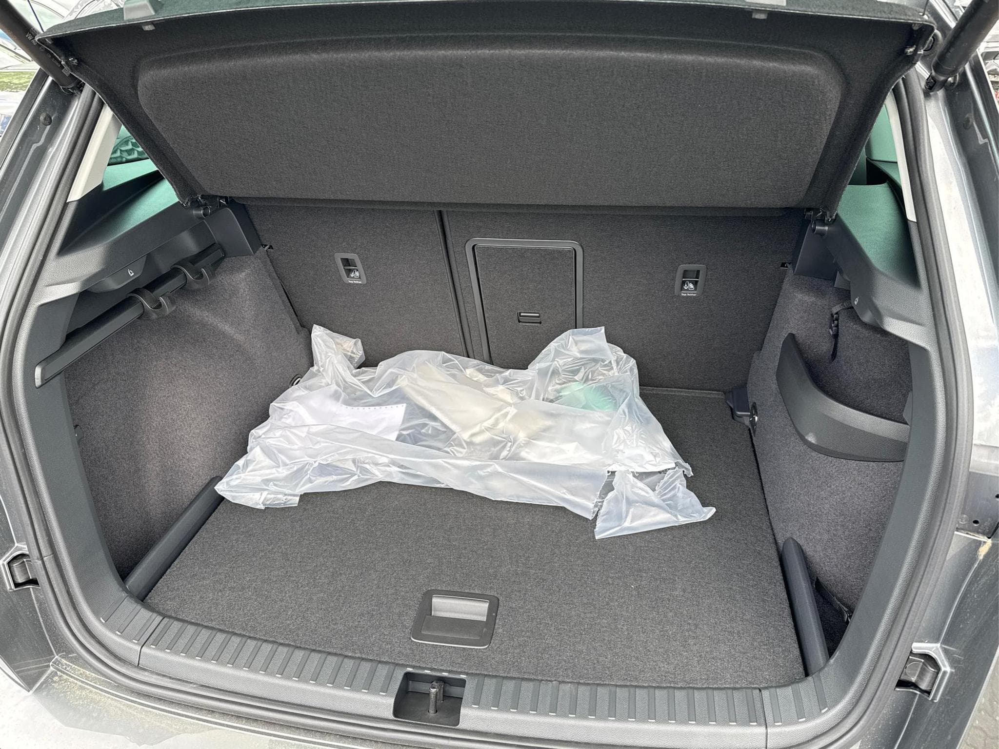 Skoda Karoq Selection (2026) - Foto 8