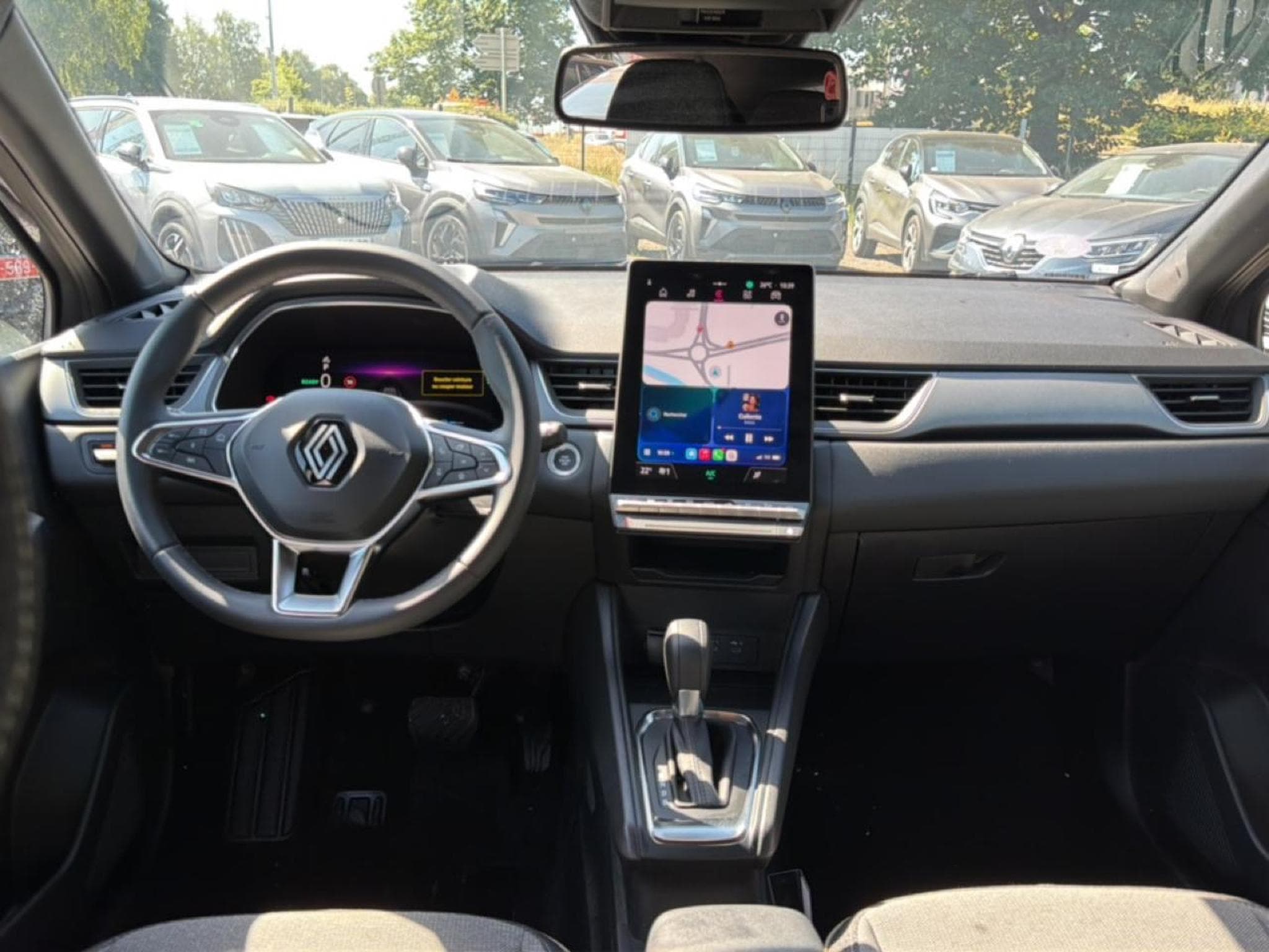 Renault CAPTUR II 1.6 E-TECH FULL HYBRID 145 TECHNO (2025) - Photo 10