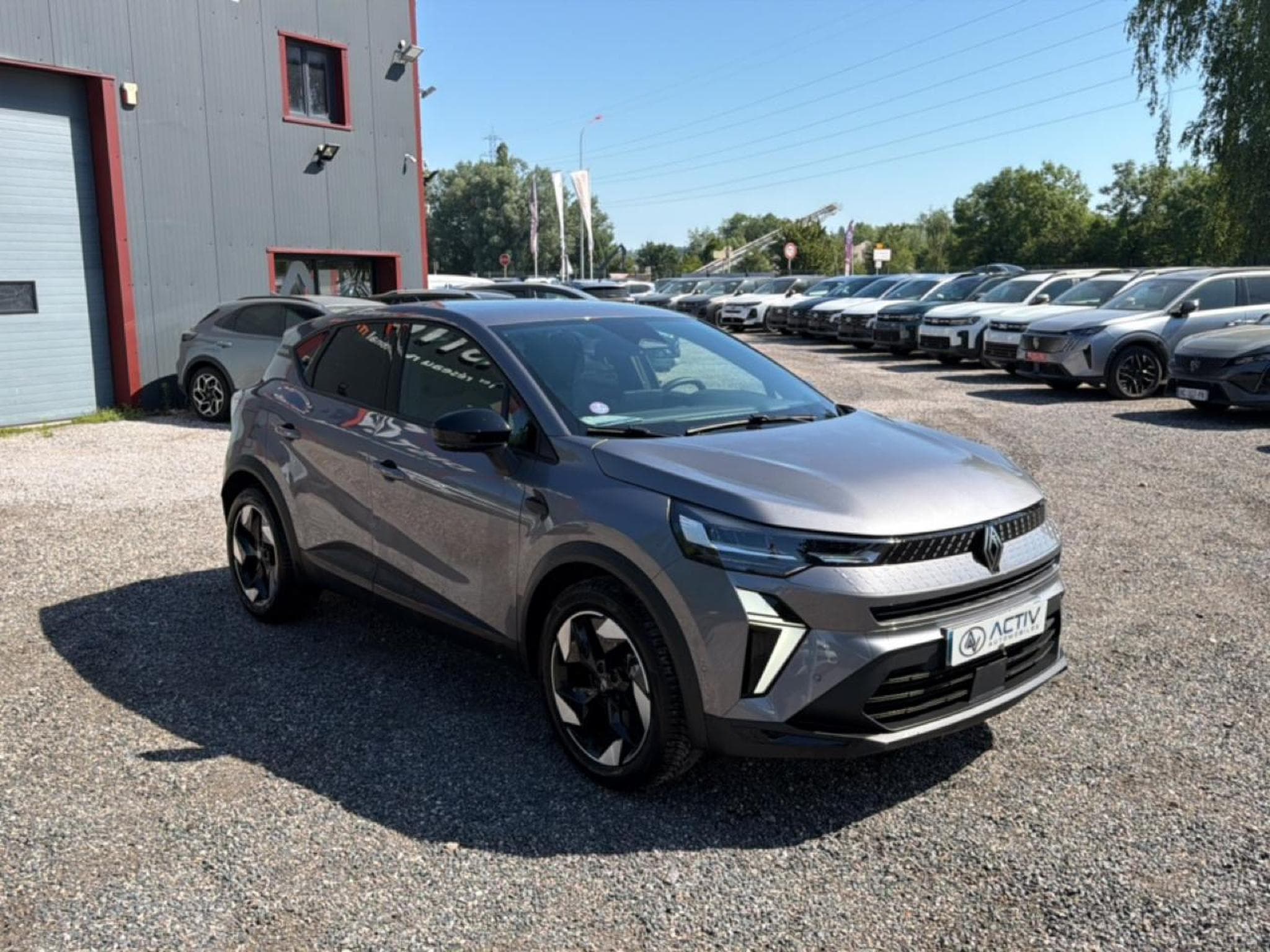 Renault CAPTUR II 1.6 E-TECH FULL HYBRID 145 TECHNO (2025) - Photo 3
