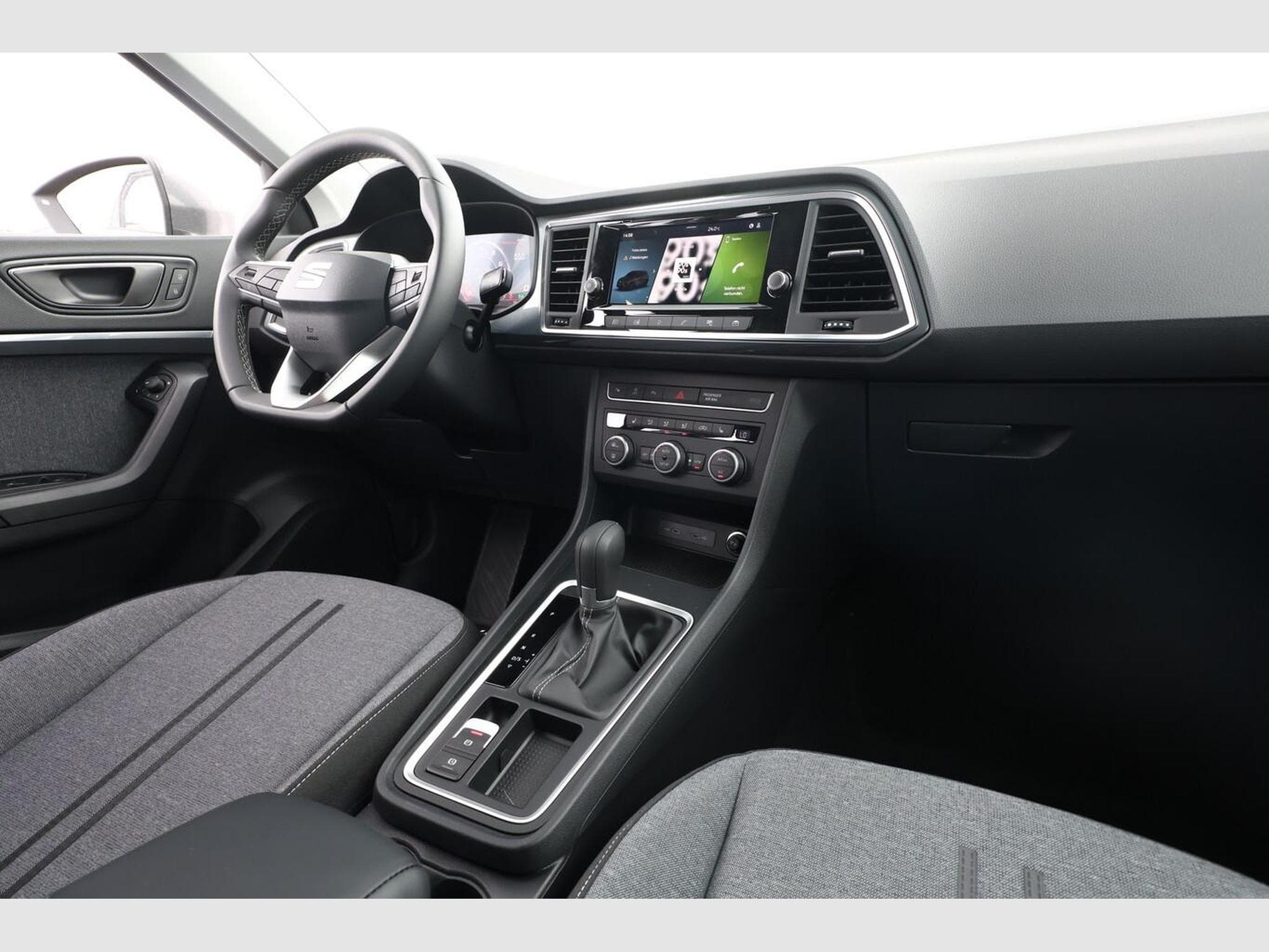 Seat Ateca DSG AHK ParkA (2026) - Foto 9