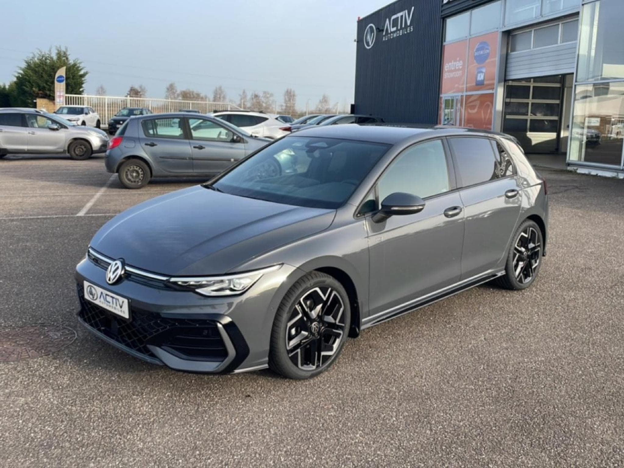 VW GOLF VIII 1.5 ETSI EVO2 150 R-LINE DSG7 (2026) - Photo 1