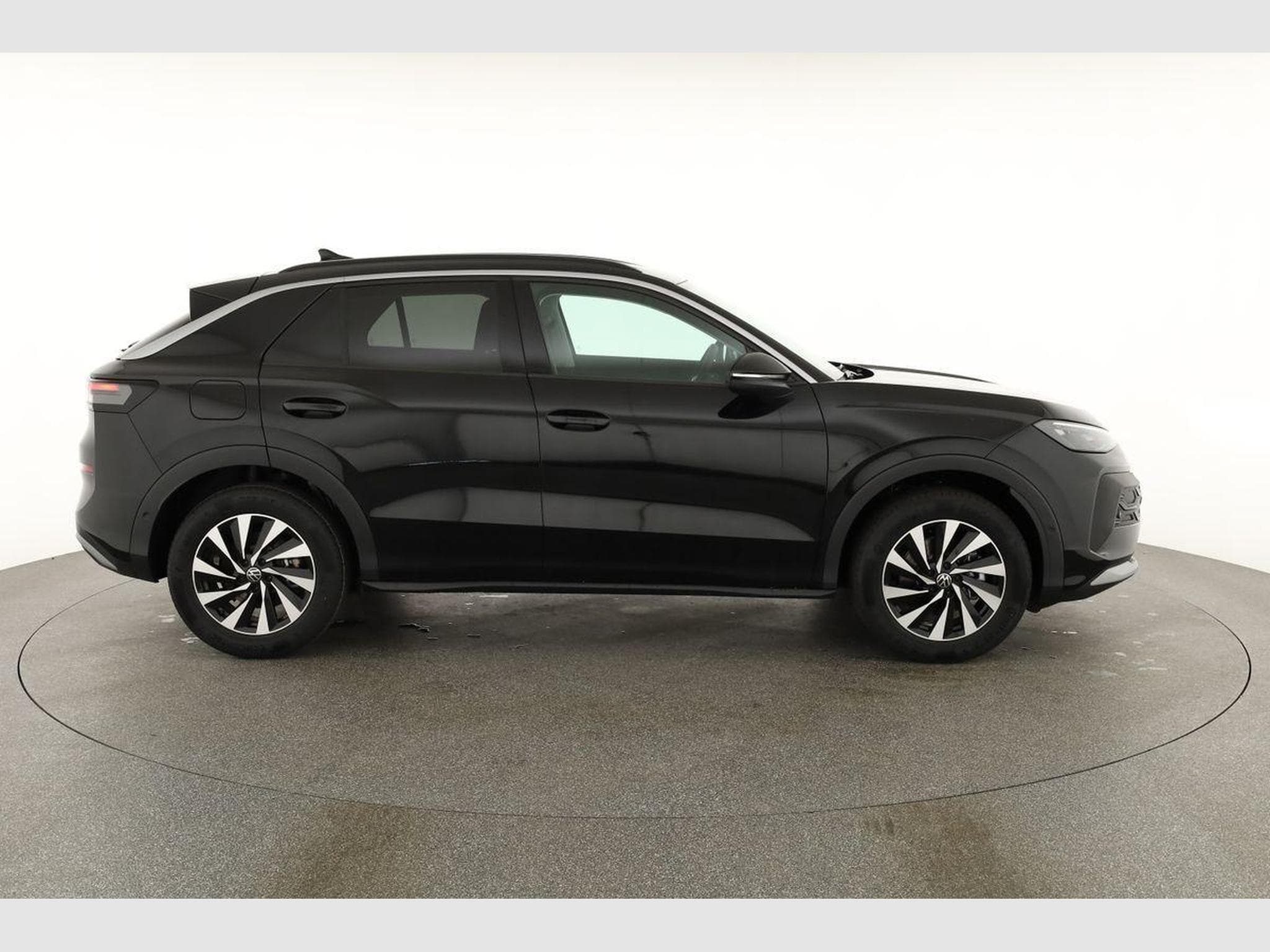 VW T-Roc 1.5 eTSI 110 kW Life (2026) - Photo 19