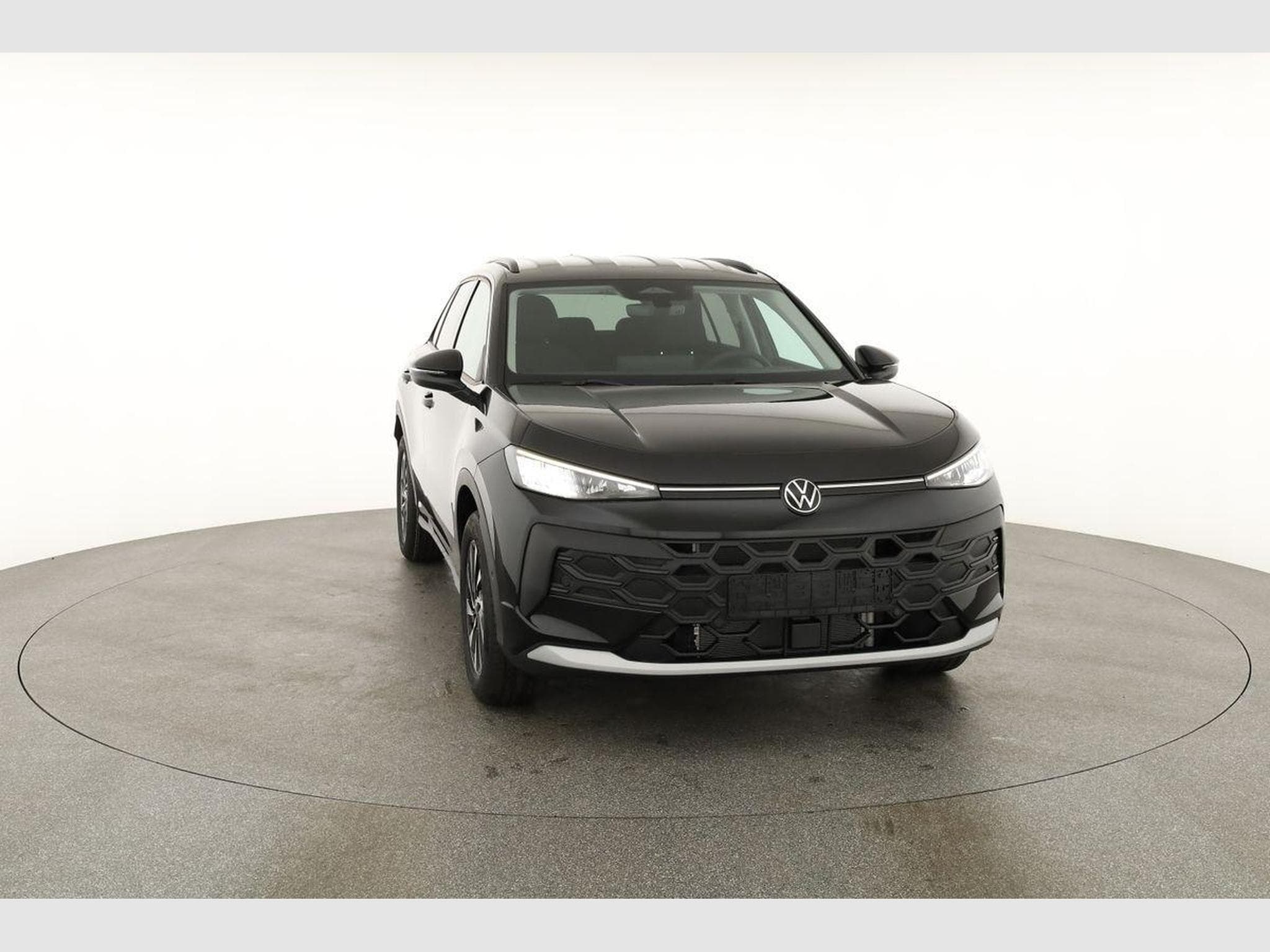 VW T-Roc 1.5 eTSI 110 kW Life (2026) - Photo 24