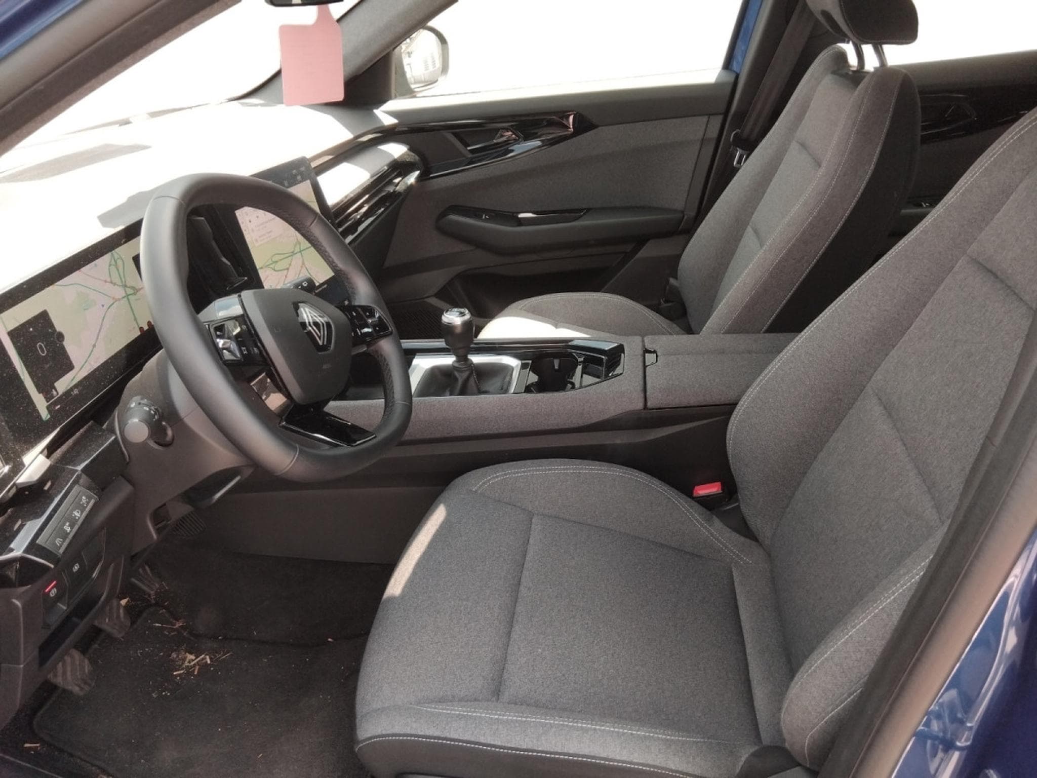 Renault Austral 1.2 TCe MHEV Equilibre 130 (2023) - Foto 5