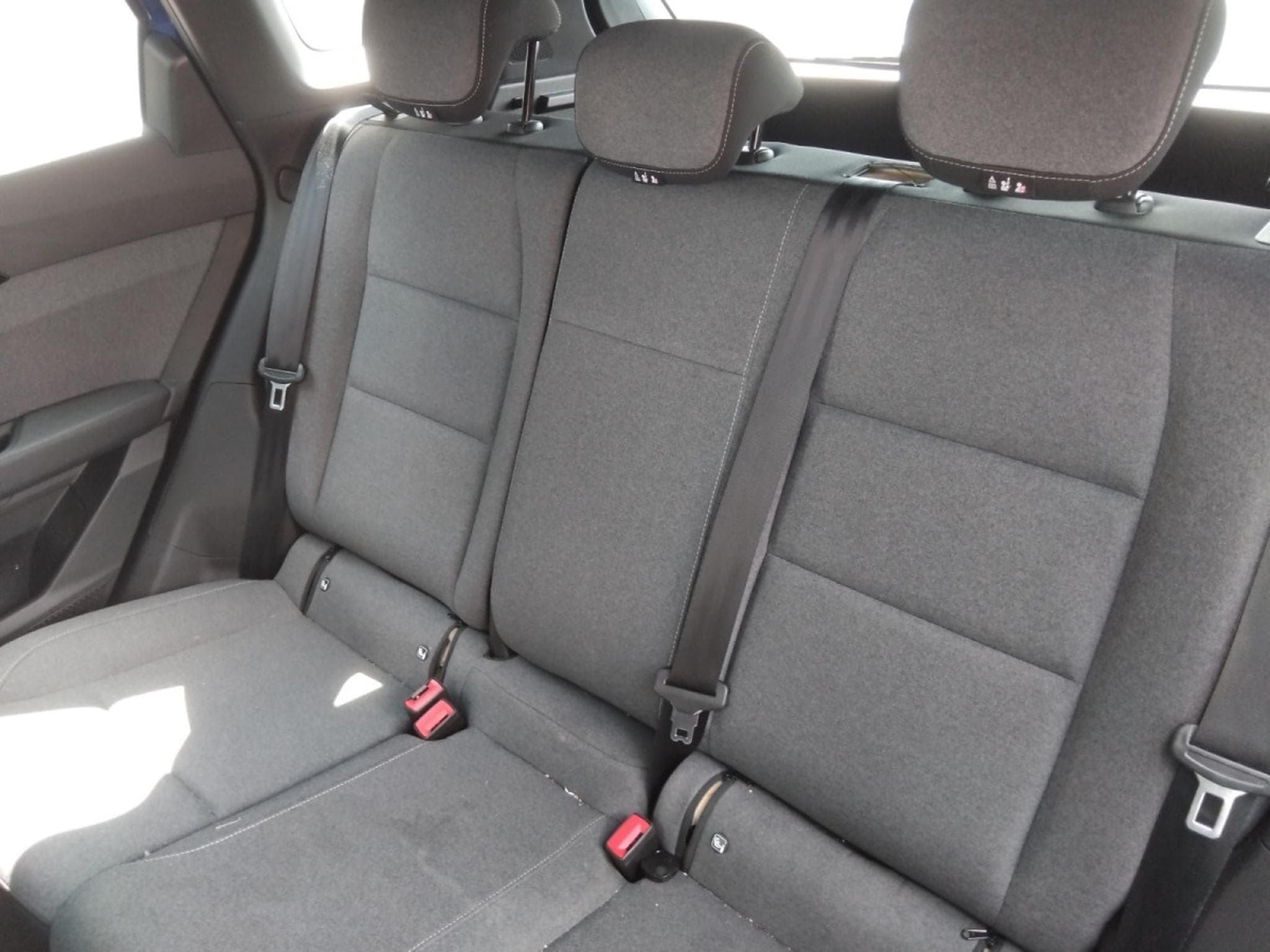Renault Austral 1.2 TCe MHEV Equilibre 130 (2023) - Foto 8