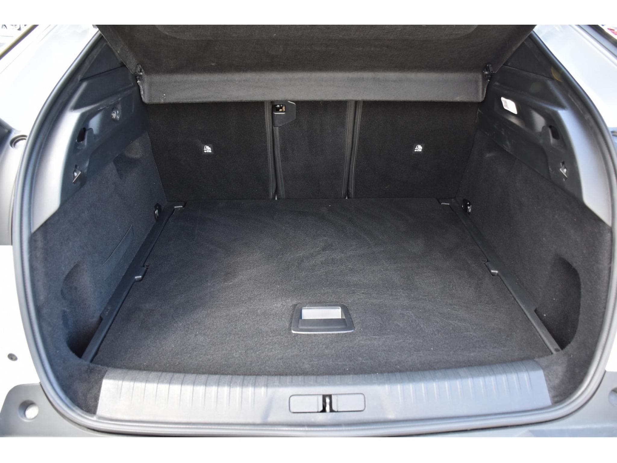 Peugeot 3008 1.2 Hybrid 145 e-DCS6 Allure ACC CAM 360 1° MAIN (2025) - Foto 25