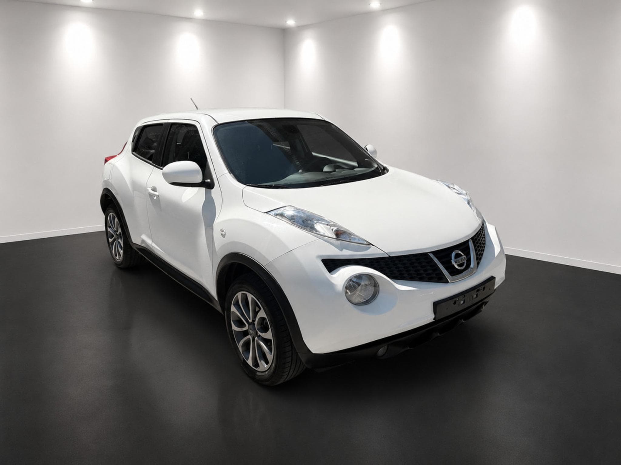 Nissan Juke 1.6i 116ch Tekna (2014) - Photo 2